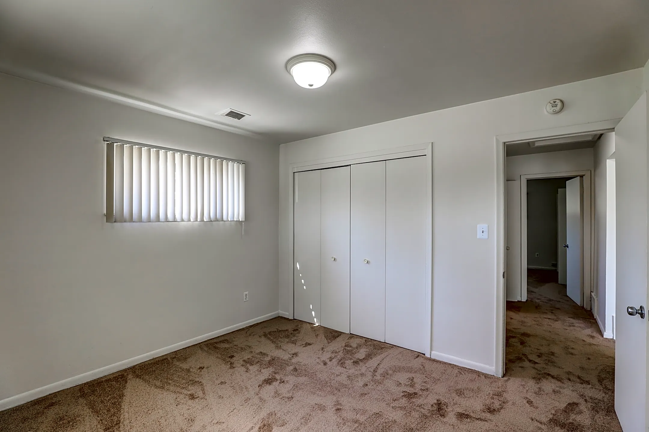 Campbell Row Apartments Royal Oak, MI 48073