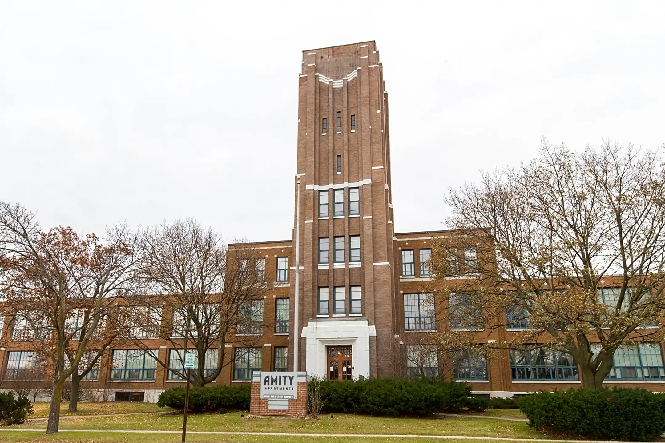 Amity Apartments 723 S Main St West Bend, WI Apartments for Rent