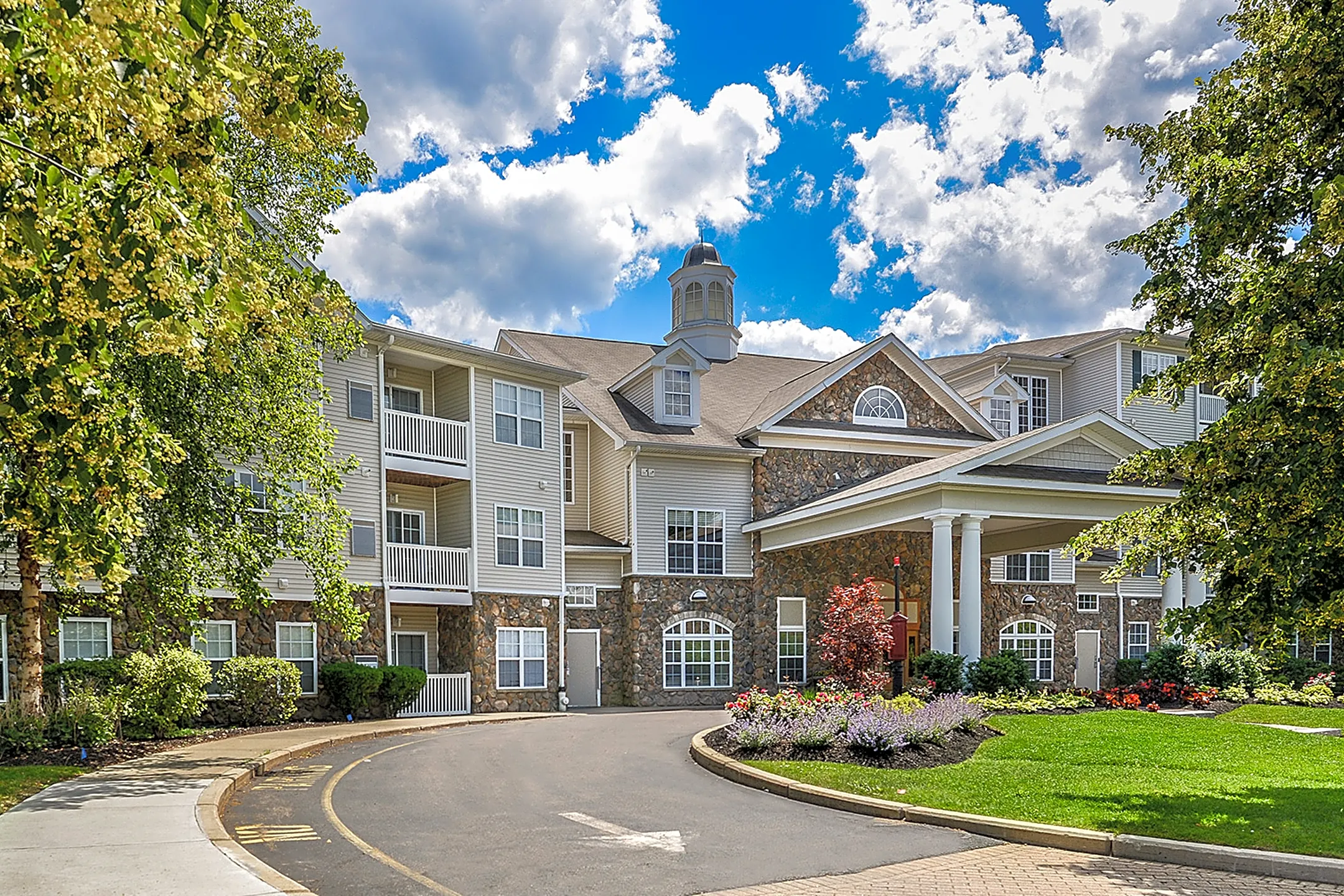 Building - Highlands at Faxon Woods - Quincy, MA