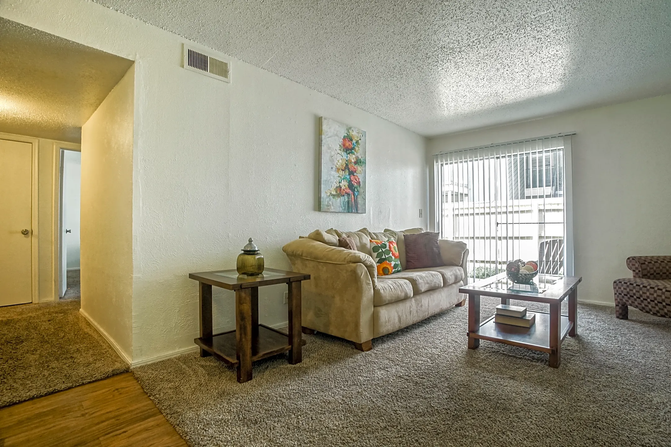 Shoreline Apartment Homes Tulsa, OK 74129