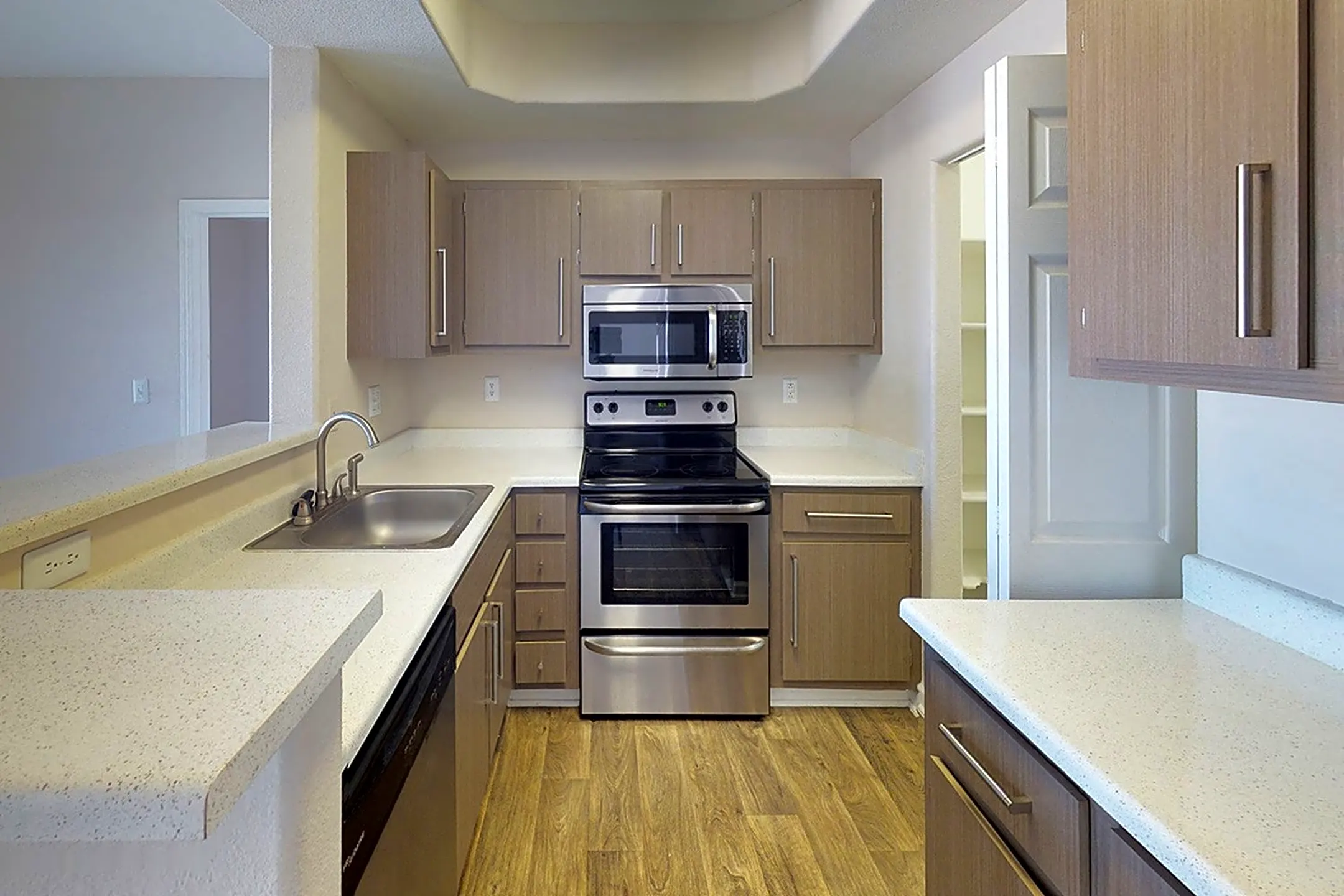 Kitchen - The Cortina - Phoenix, AZ