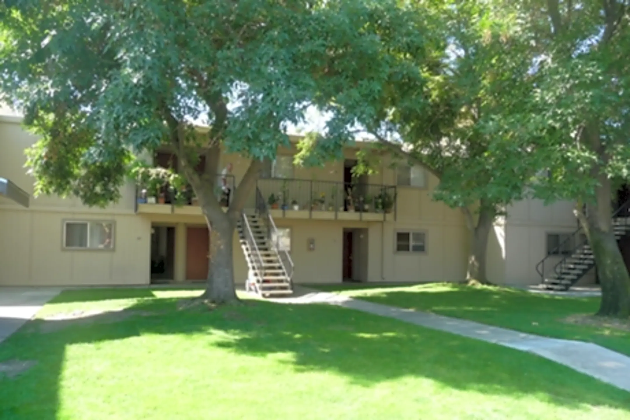 Parkwood Apartments 3800 Crowell Rd Turlock, CA Apartments for Rent Rent.