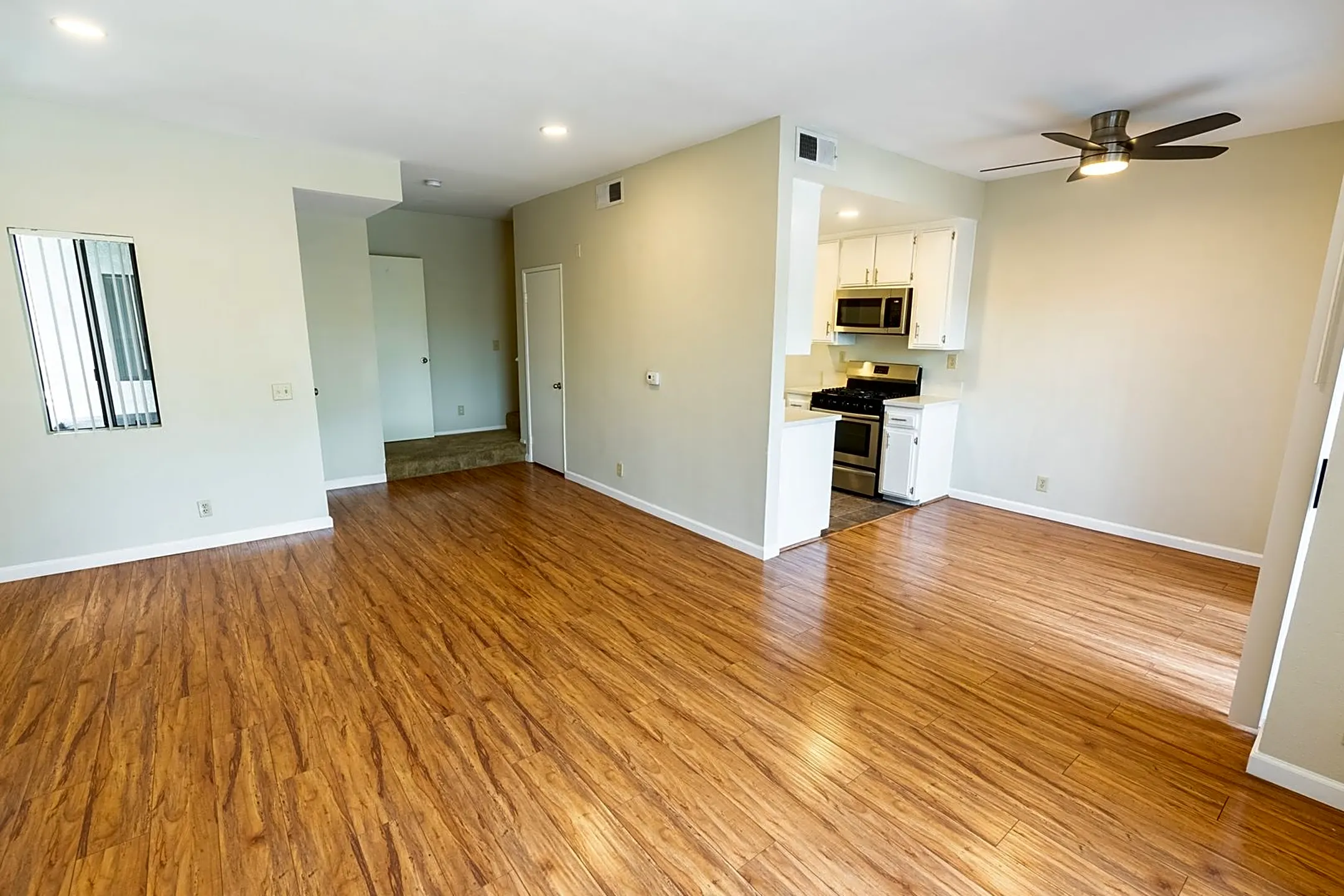 701 N Hollywood Way - 701 N Hollywood Way unit 101 | Burbank, CA ...