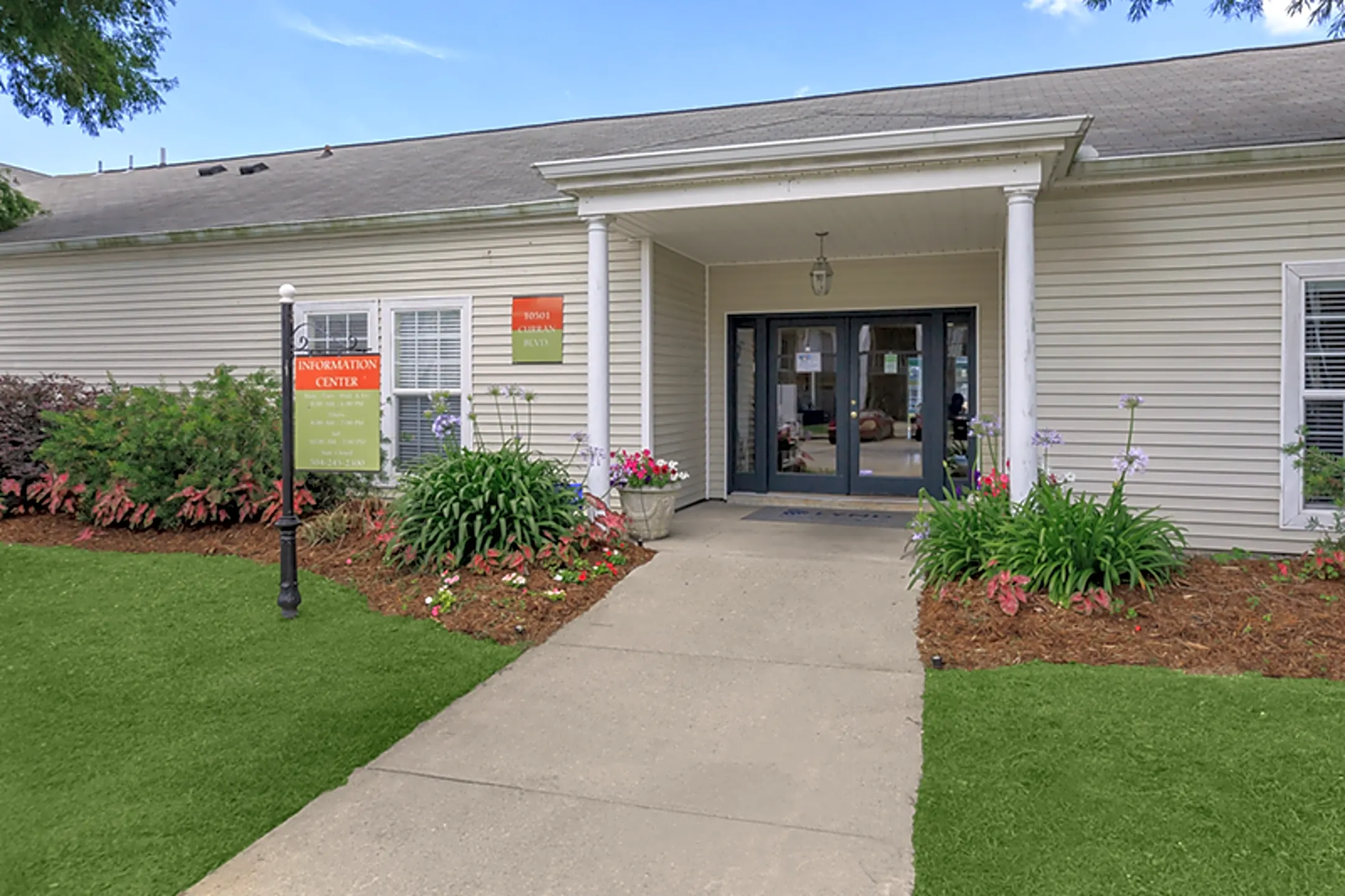 Cove at NOLA 10501 Curran Blvd New Orleans, LA Apartments for Rent