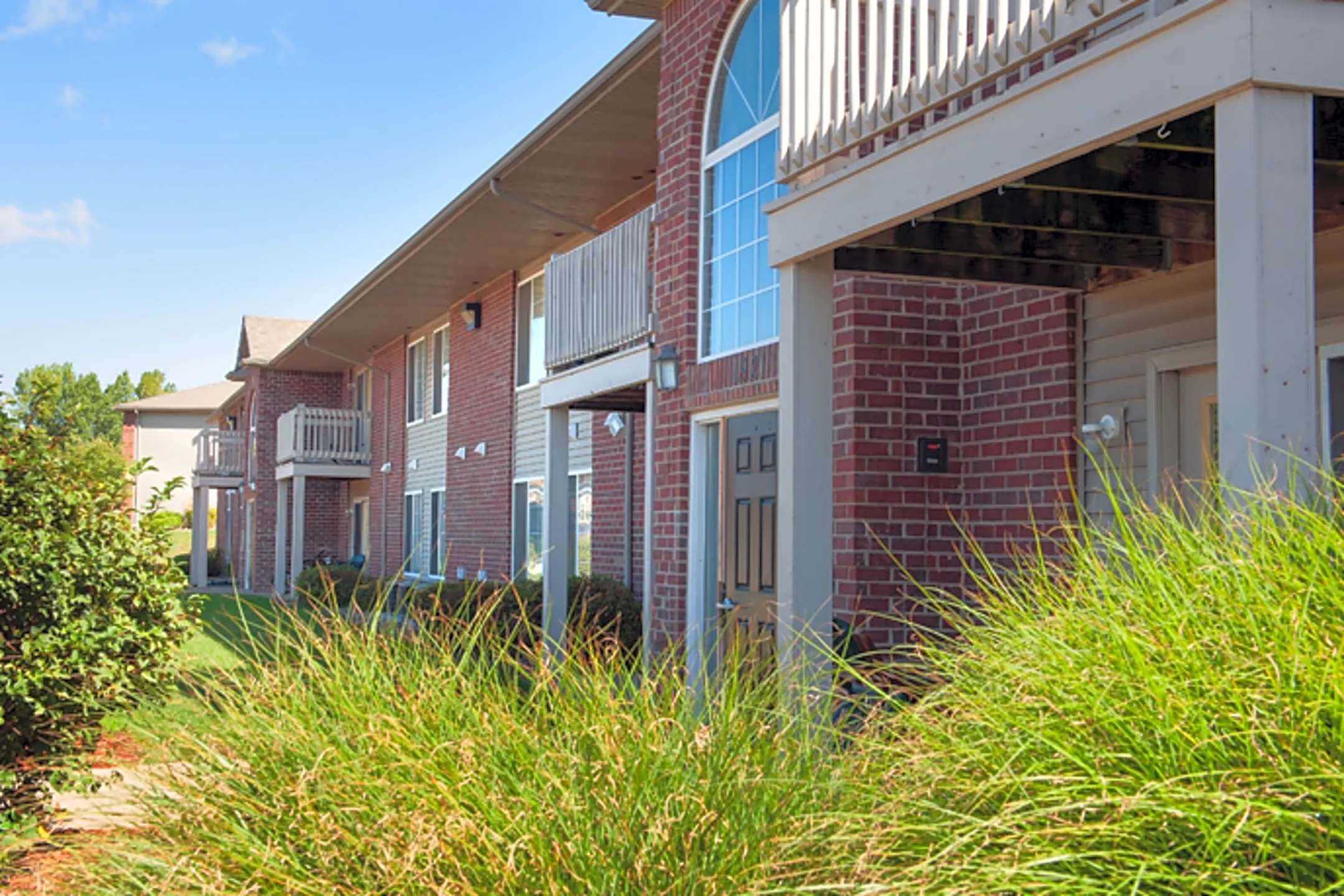 Springbrook Meadows 1903 Springport Rd Jackson, MI Apartments for