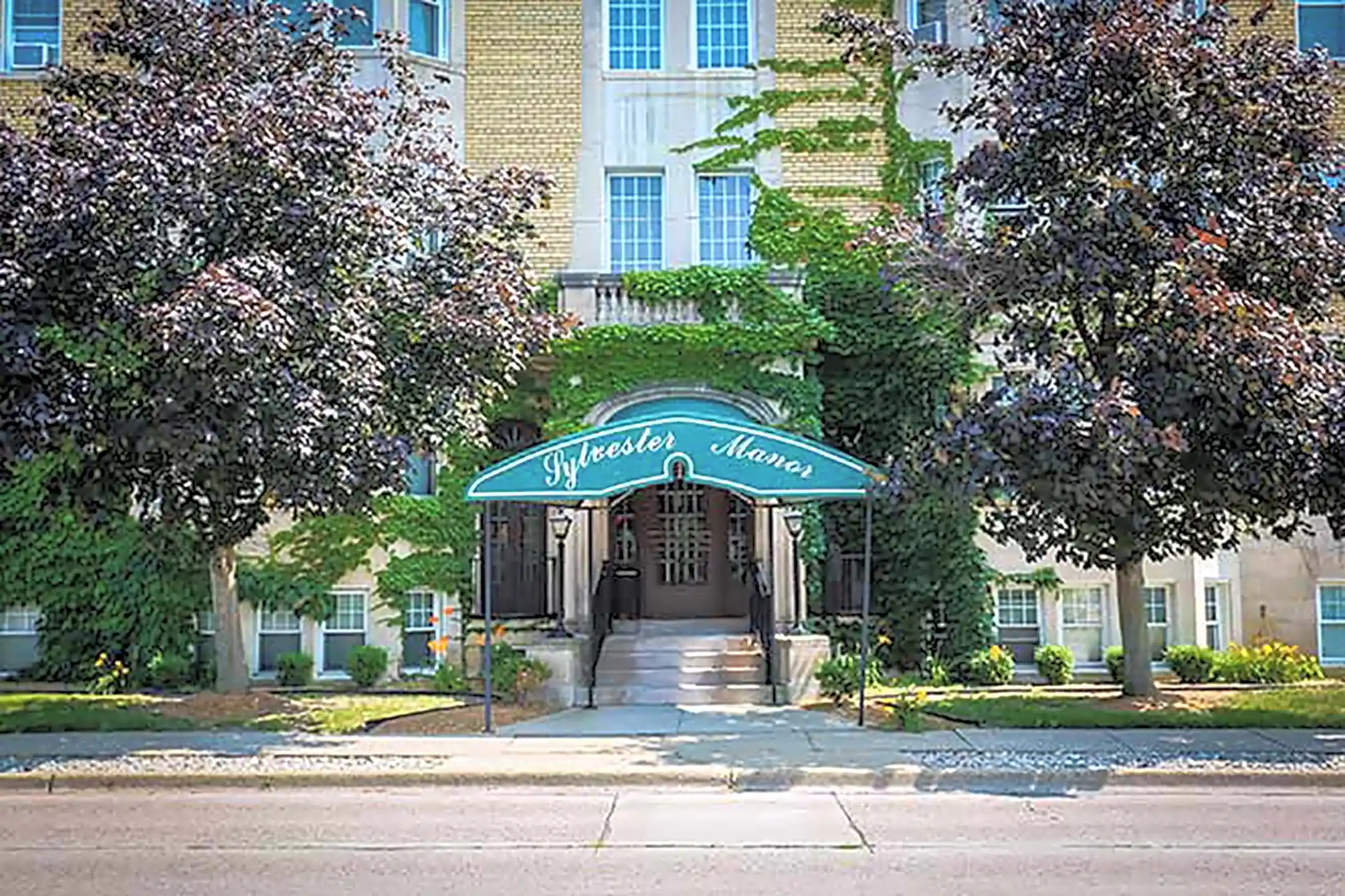 Sylvester Manor Flint, MI 48502