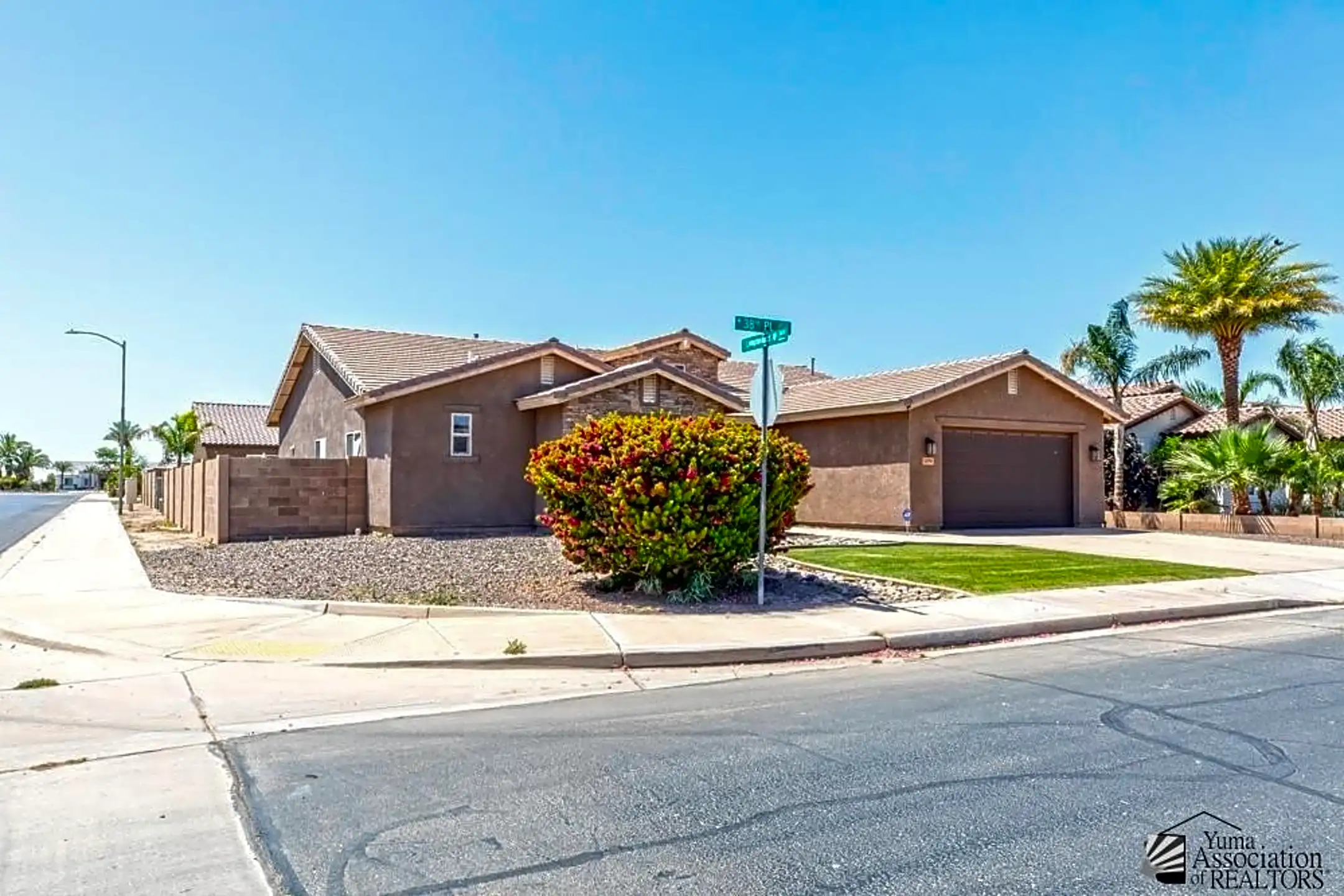 3773 W 38th Pl Yuma, AZ Houses for Rent Rent.