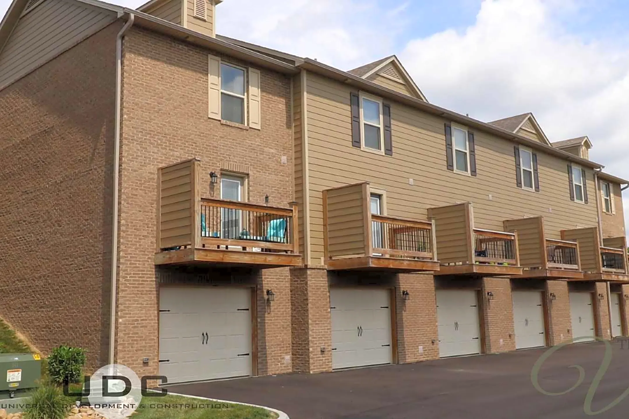 Building - The Villas at Boone Ridge - Johnson City, TN