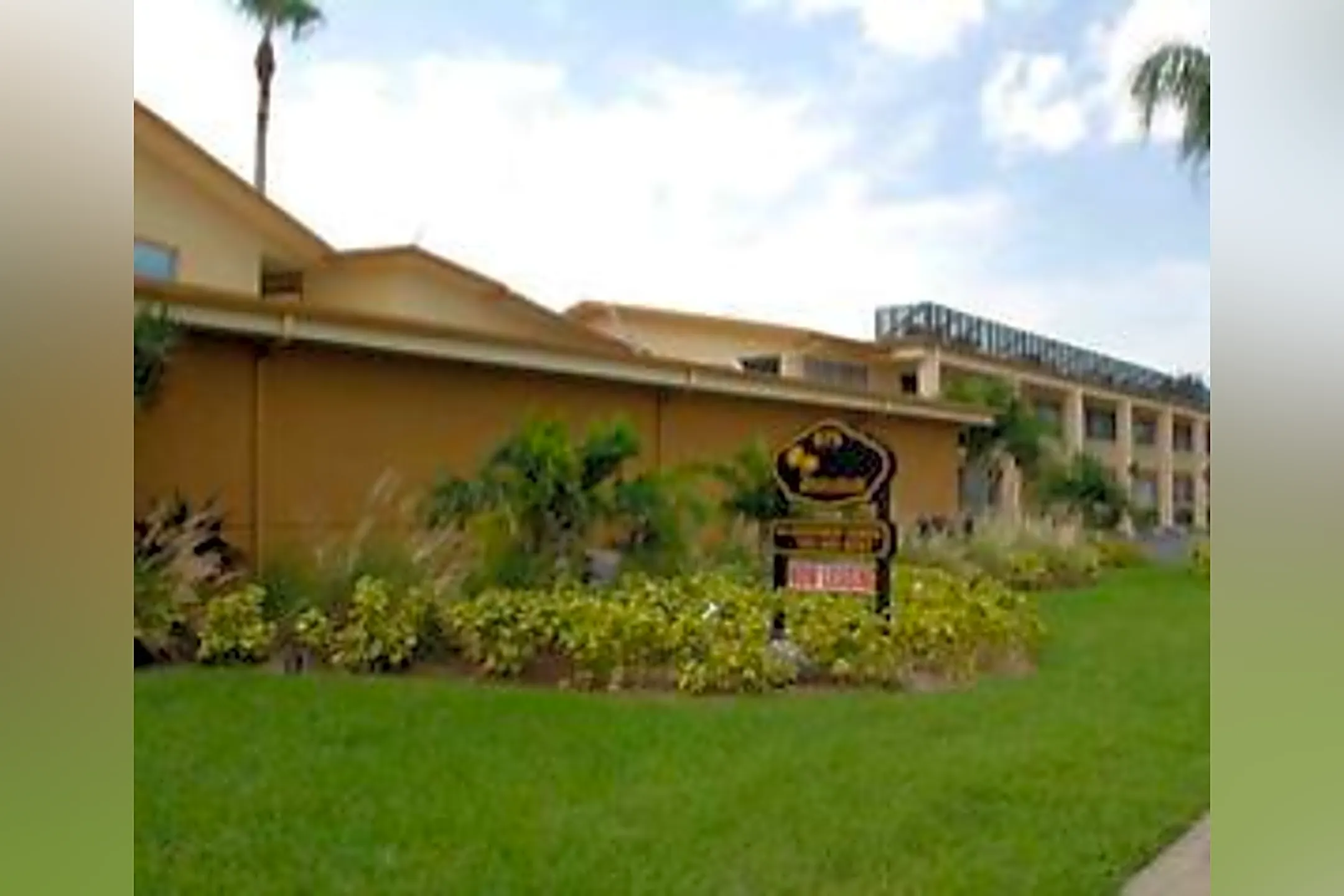 Palms of Belleair 675 Indian Rocks Rd N Belleair Bluffs, FL Apartments for Rent Rent.