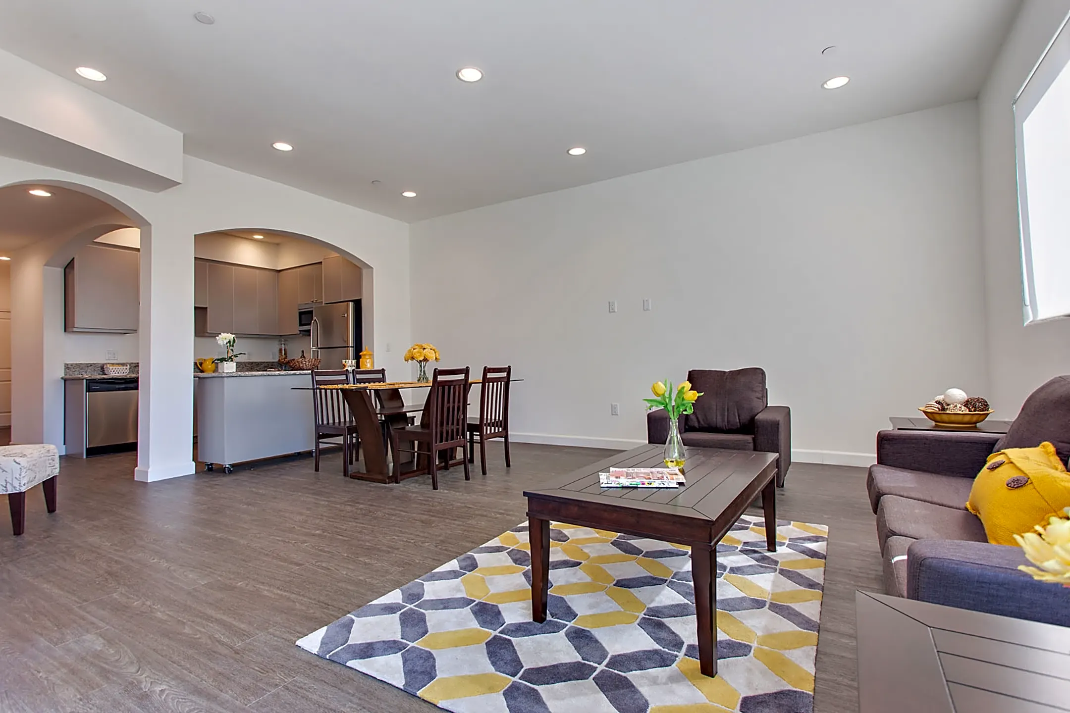 The Den on Levering 610 Levering Ave Los Angeles, CA Apartments for