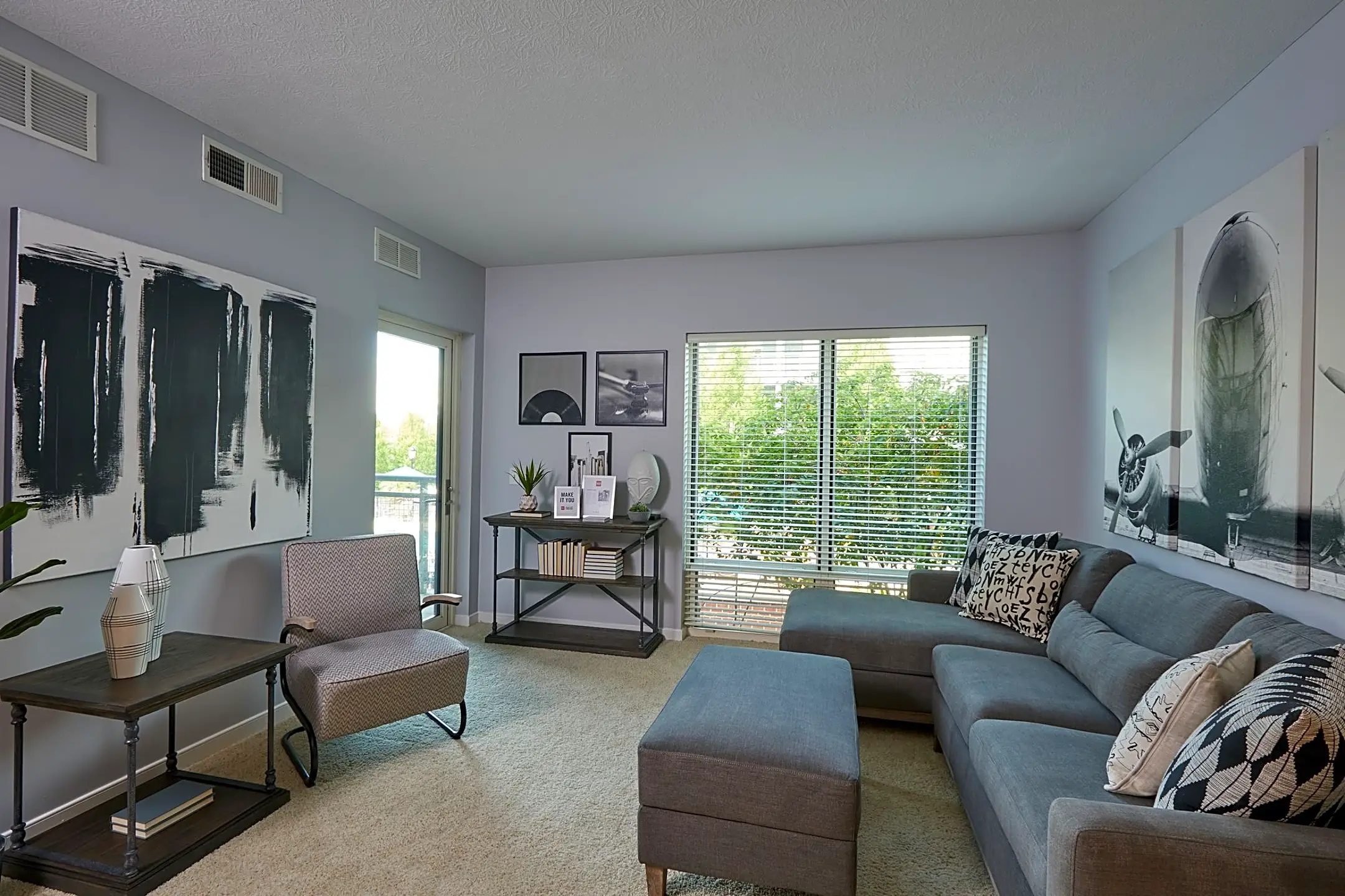 Flats On Vine Apartments Columbus, OH 43215