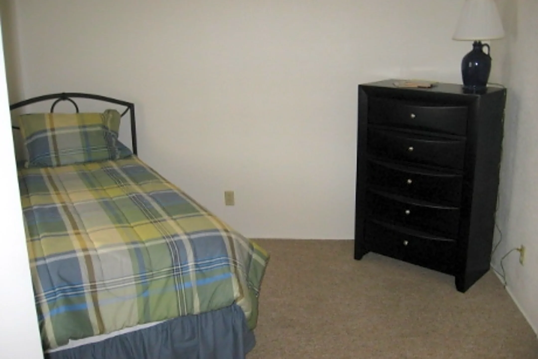 Eastpointe Apartments 309 Clyde Gallagher Ave Madison, WI