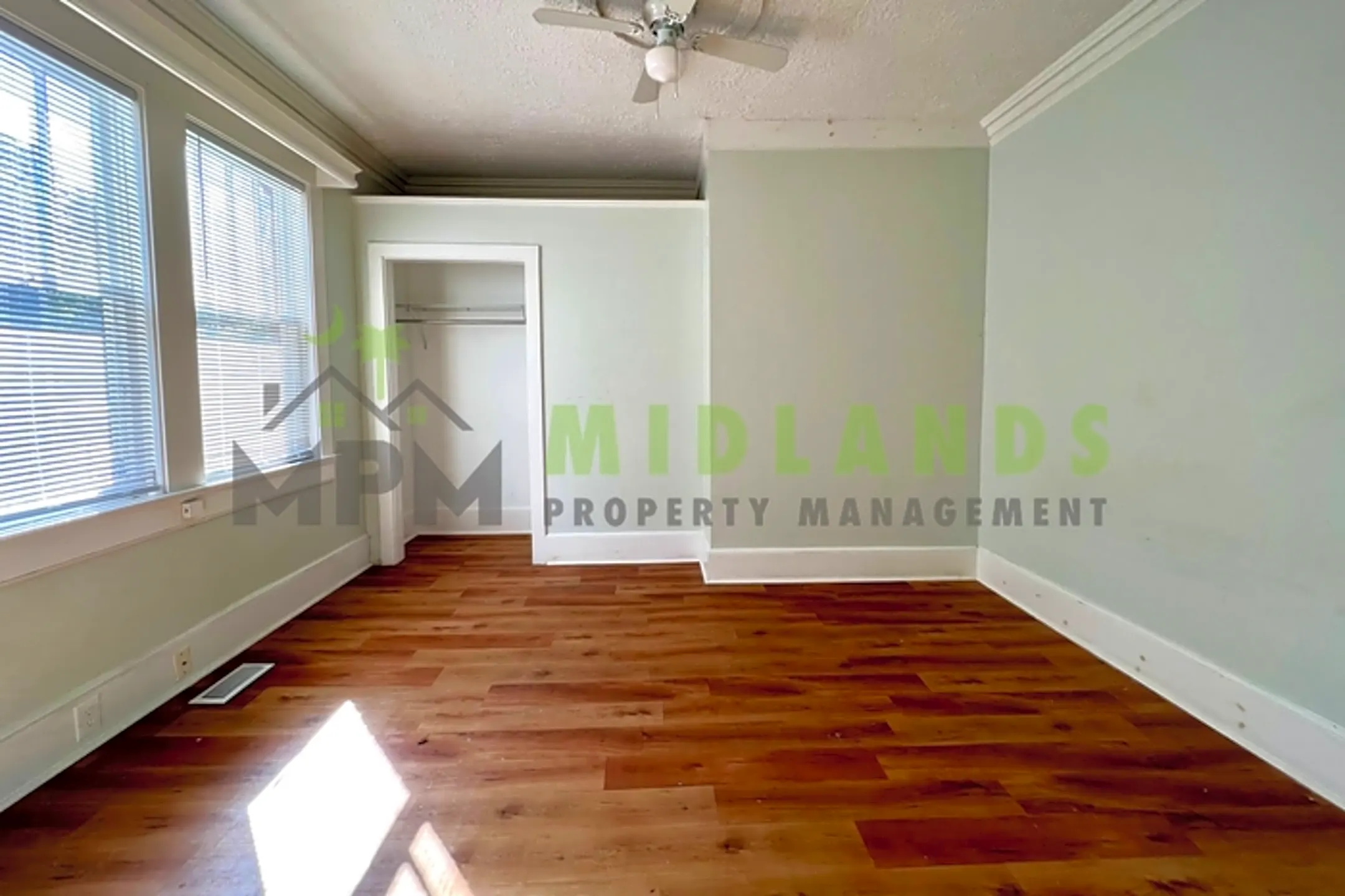 Dining Room - 2441 Gervais St - Columbia, SC