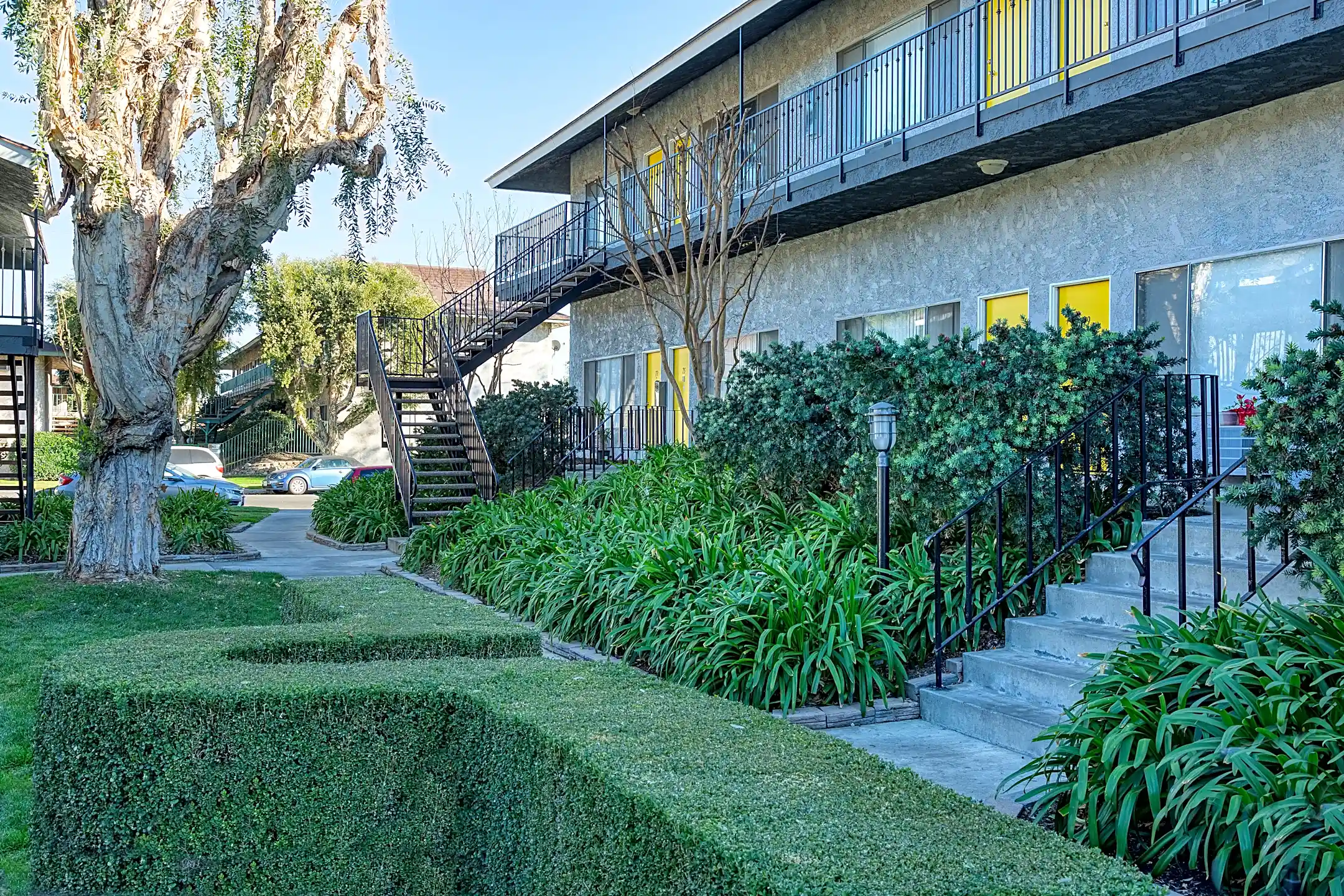 On 7th Apartment Homes 1040 W 7th St Upland, CA Apartments for Rent