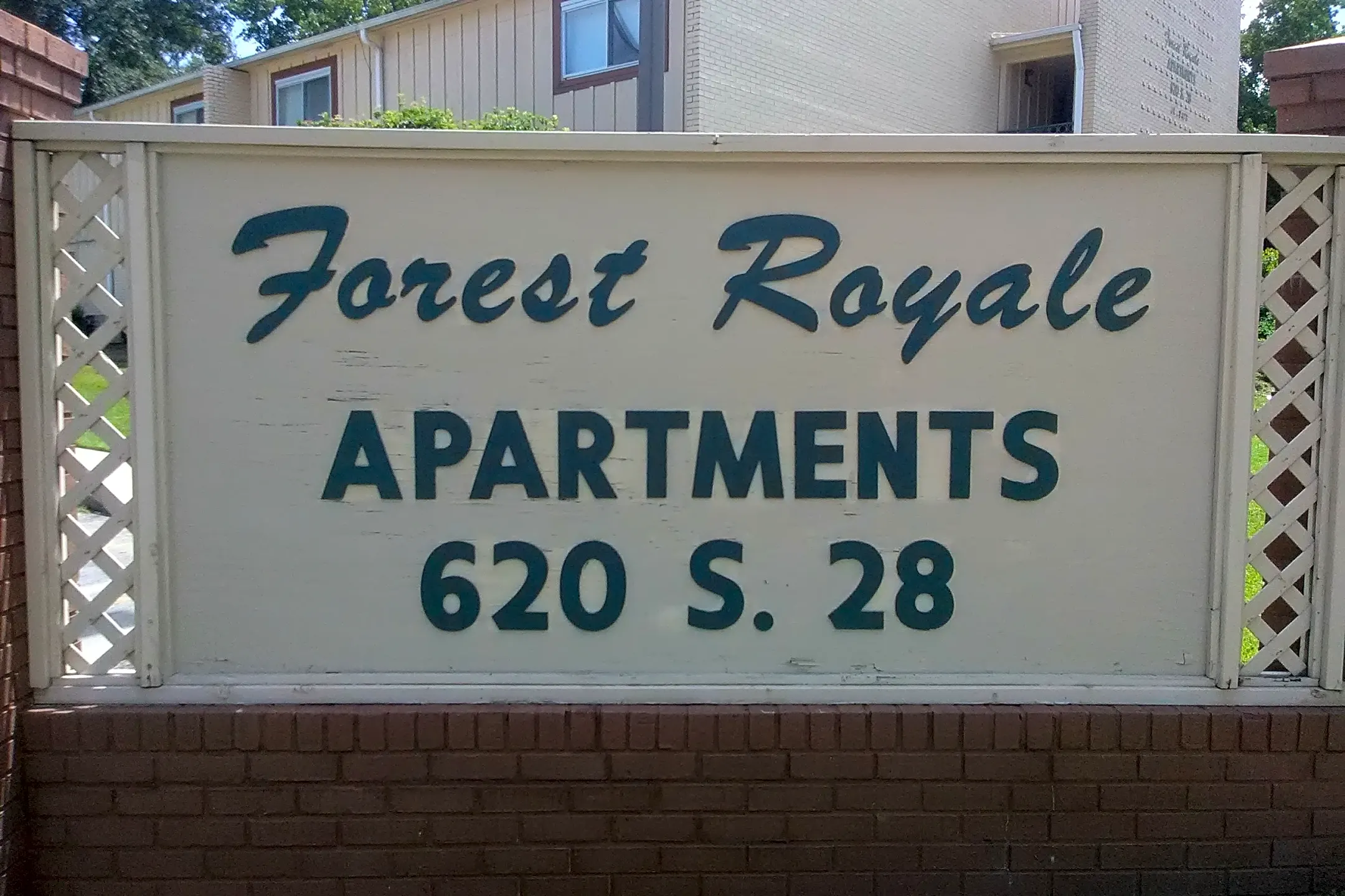 Forest Royale Apartments - 620 S 28th Ave | Hattiesburg, MS for Rent ...