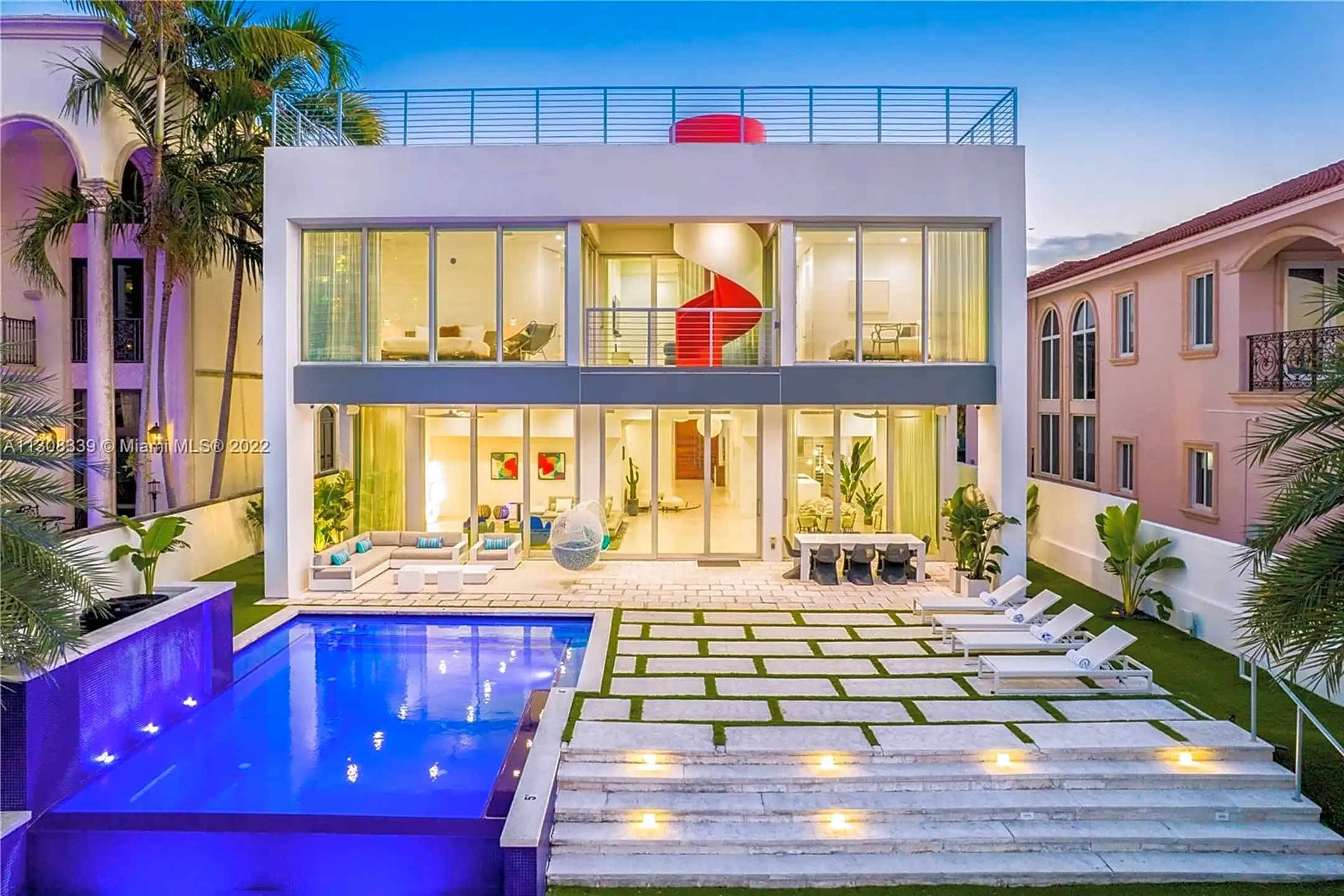 323 Atlantic Isle - Sunny Isles Beach, FL