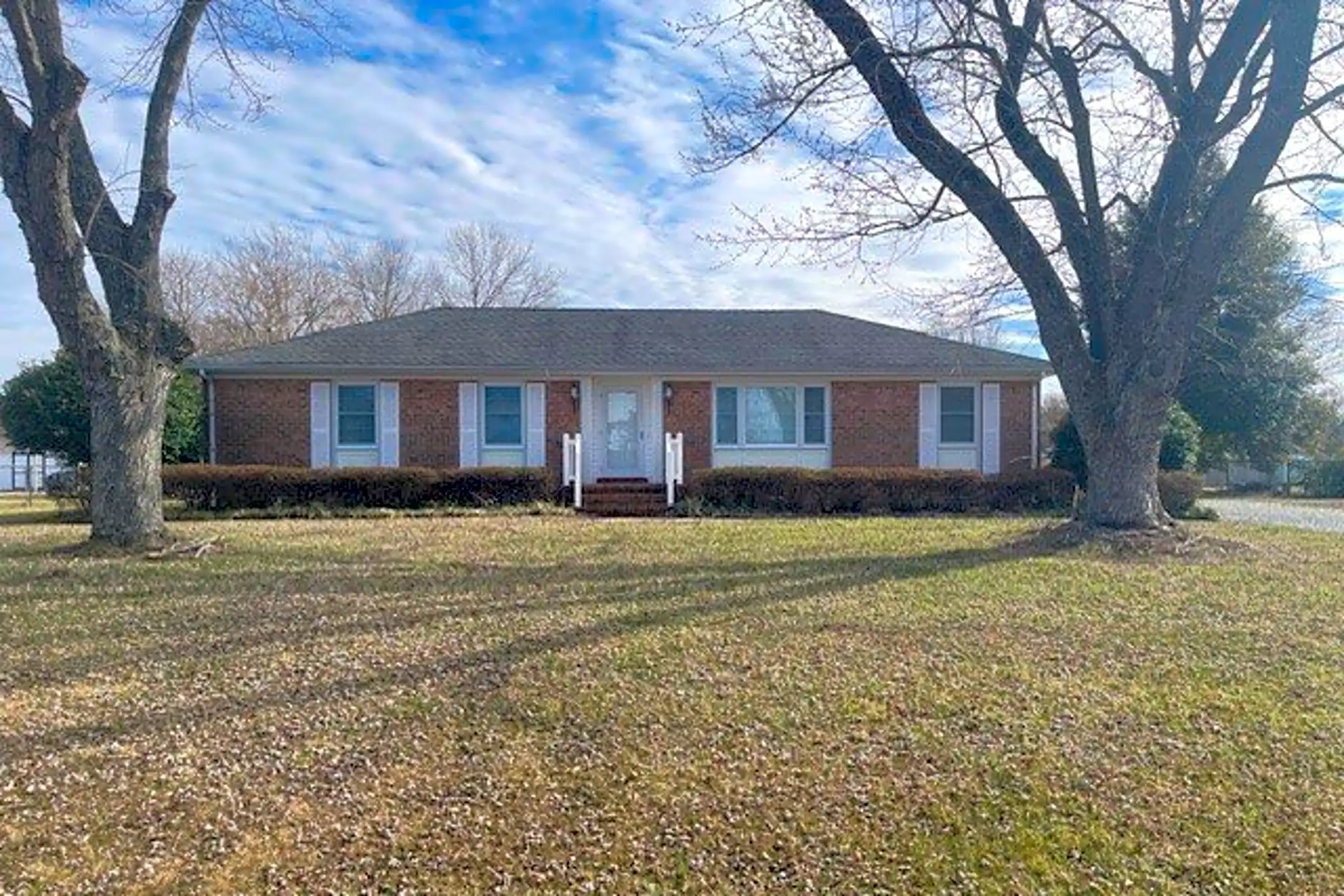 8195 Crestline Ln Mechanicsville, VA Houses for Rent Rent.