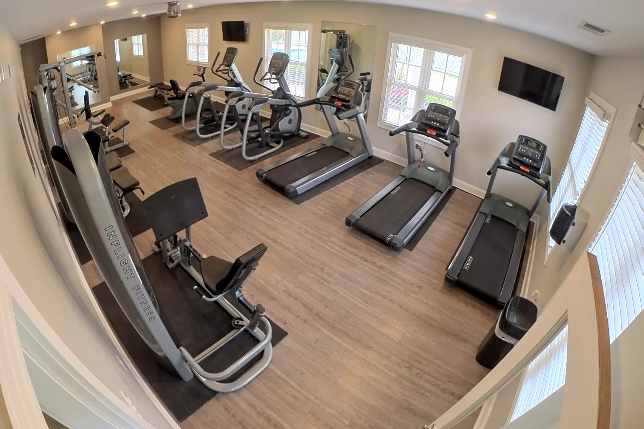Fitness Weight Room - The Retreat at Carmel - Carmel, IN