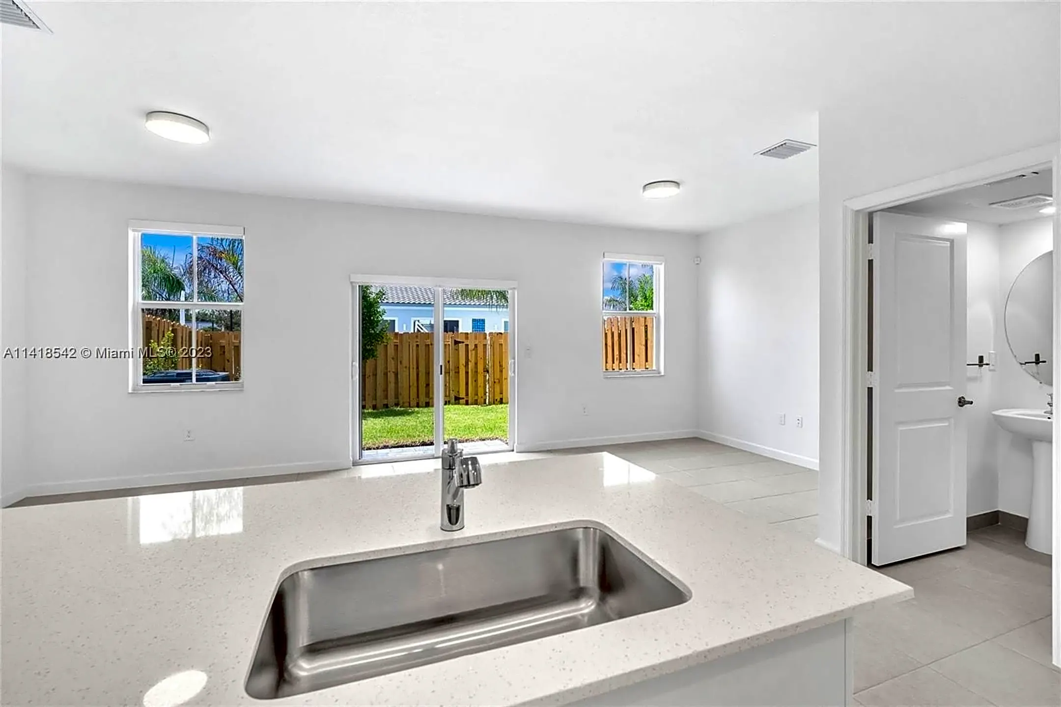 12002 NW 47th Manor Townhomes Tamarac, FL 33076