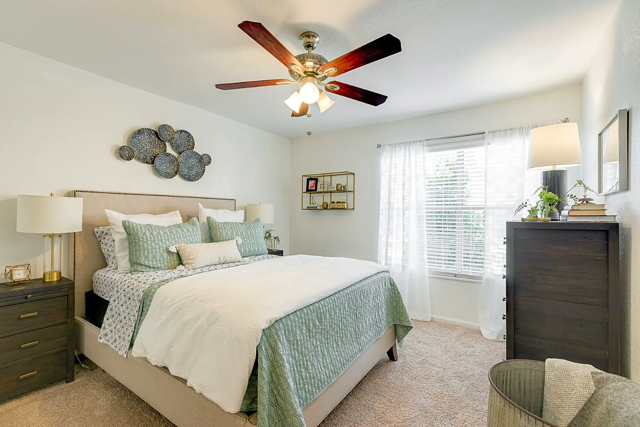 Tremont at 22 Apartments 25 Campbell Scenic Drive Hattiesburg, MS