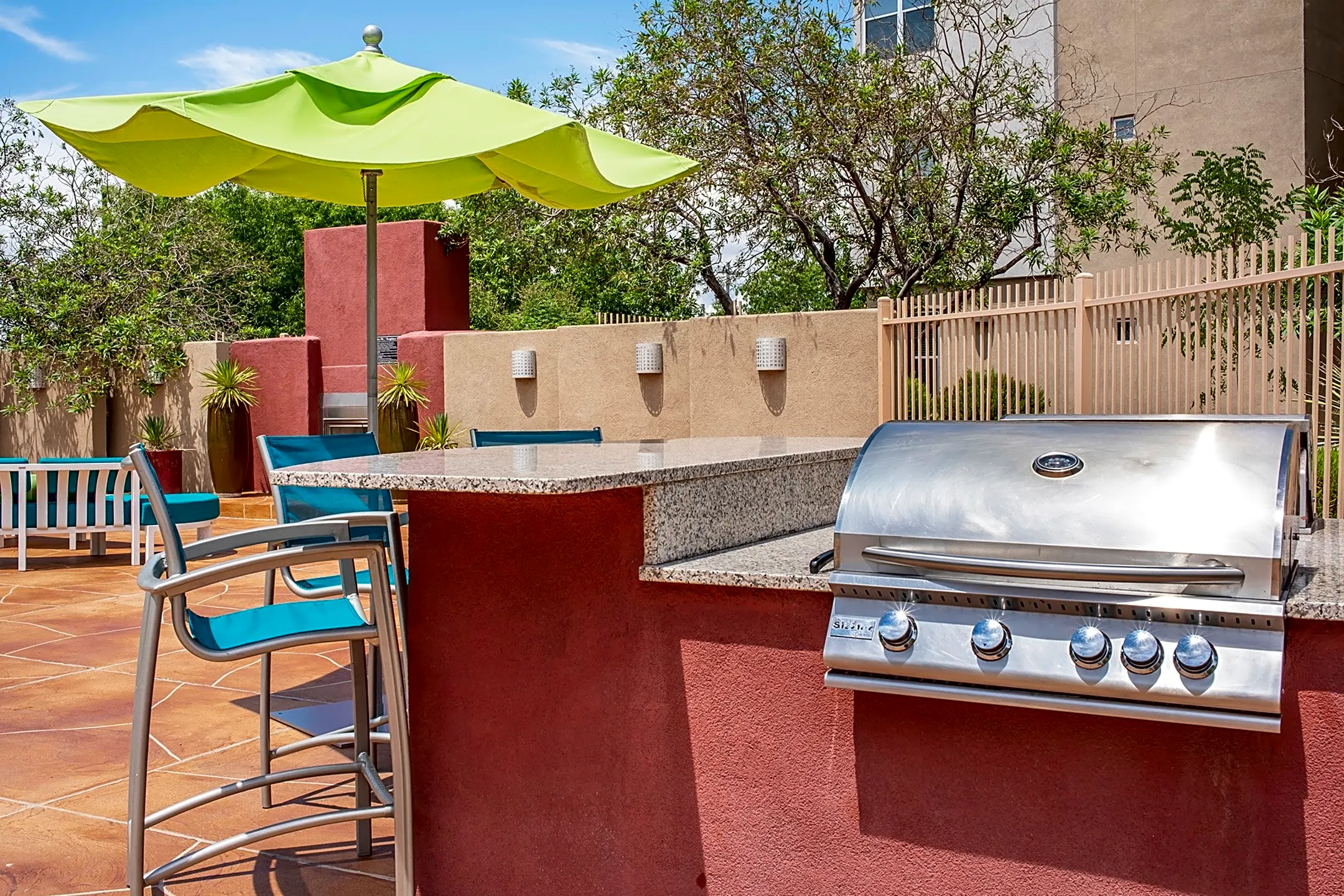 ABQ Uptown Apartments - Albuquerque, NM 87110