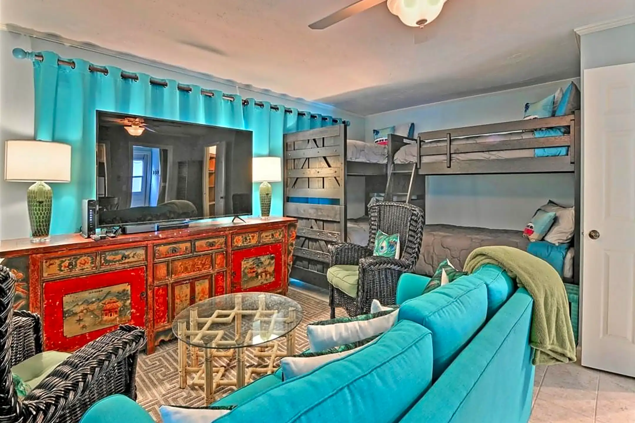 916 E Causeway Blvd - Vero Beach, FL