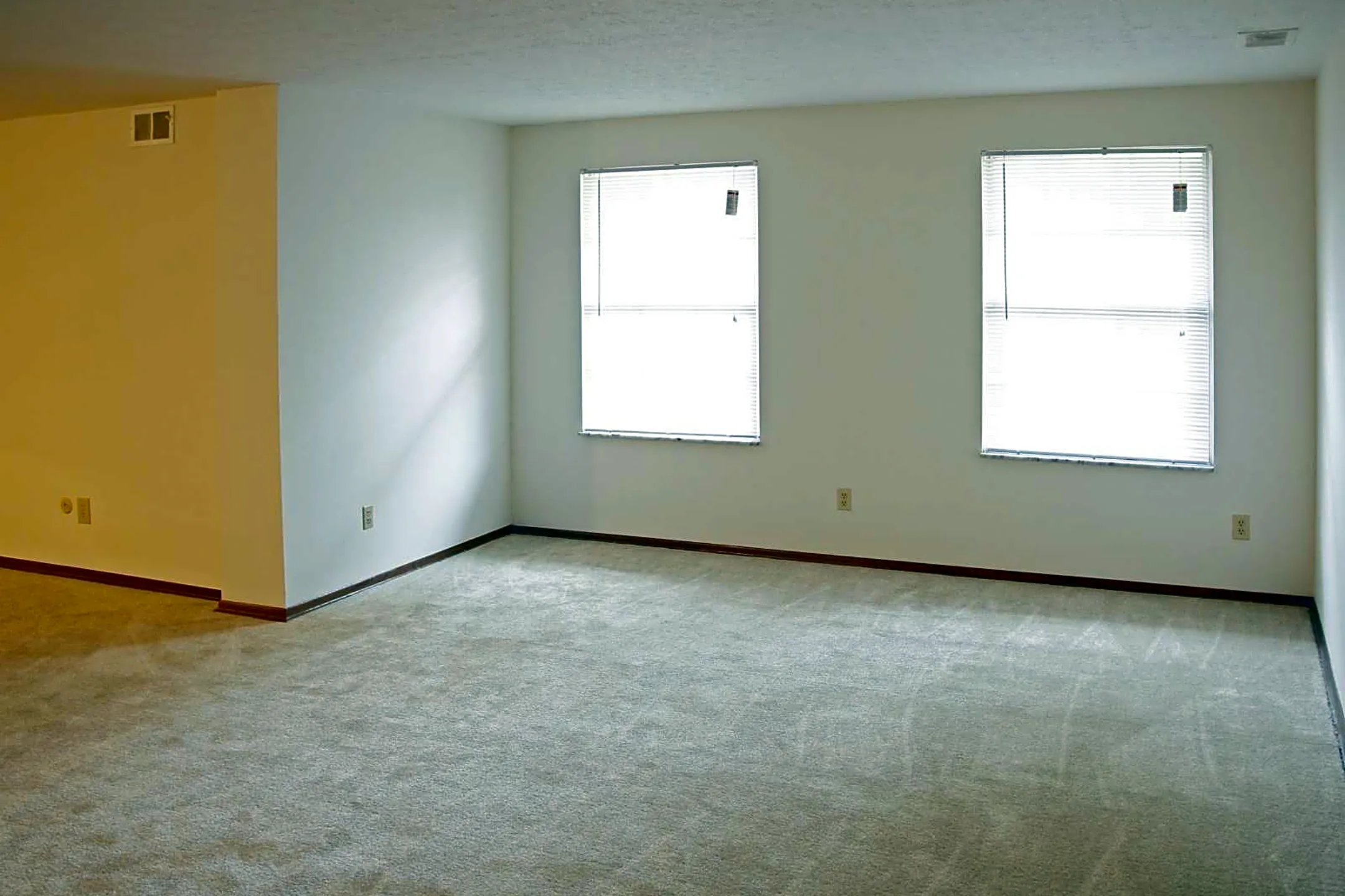 Living Room - Parkview Arms - Bexley, OH