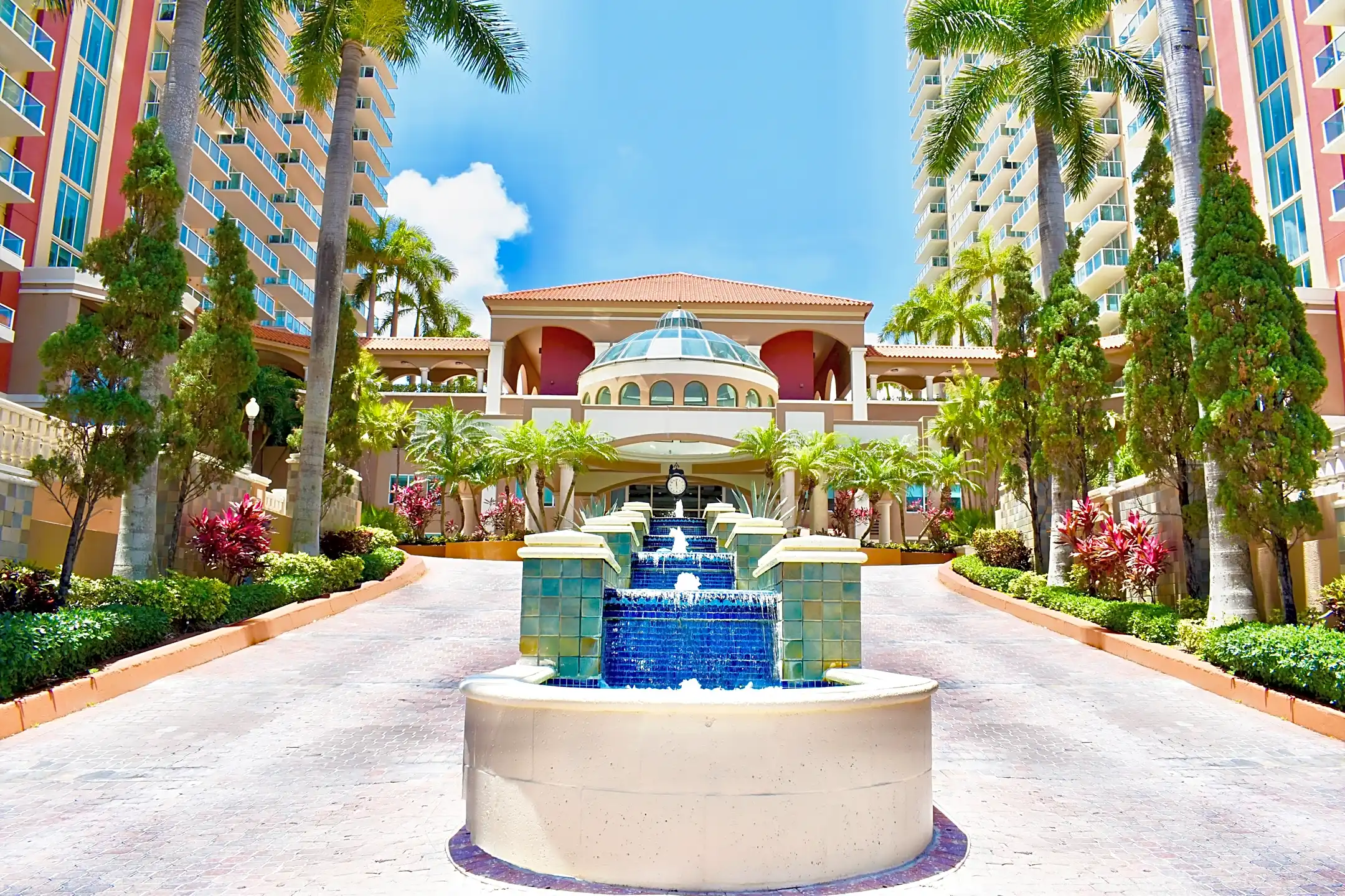 Intracoastal Yacht Club 16900 N Bay Rd Sunny Isles Beach, FL