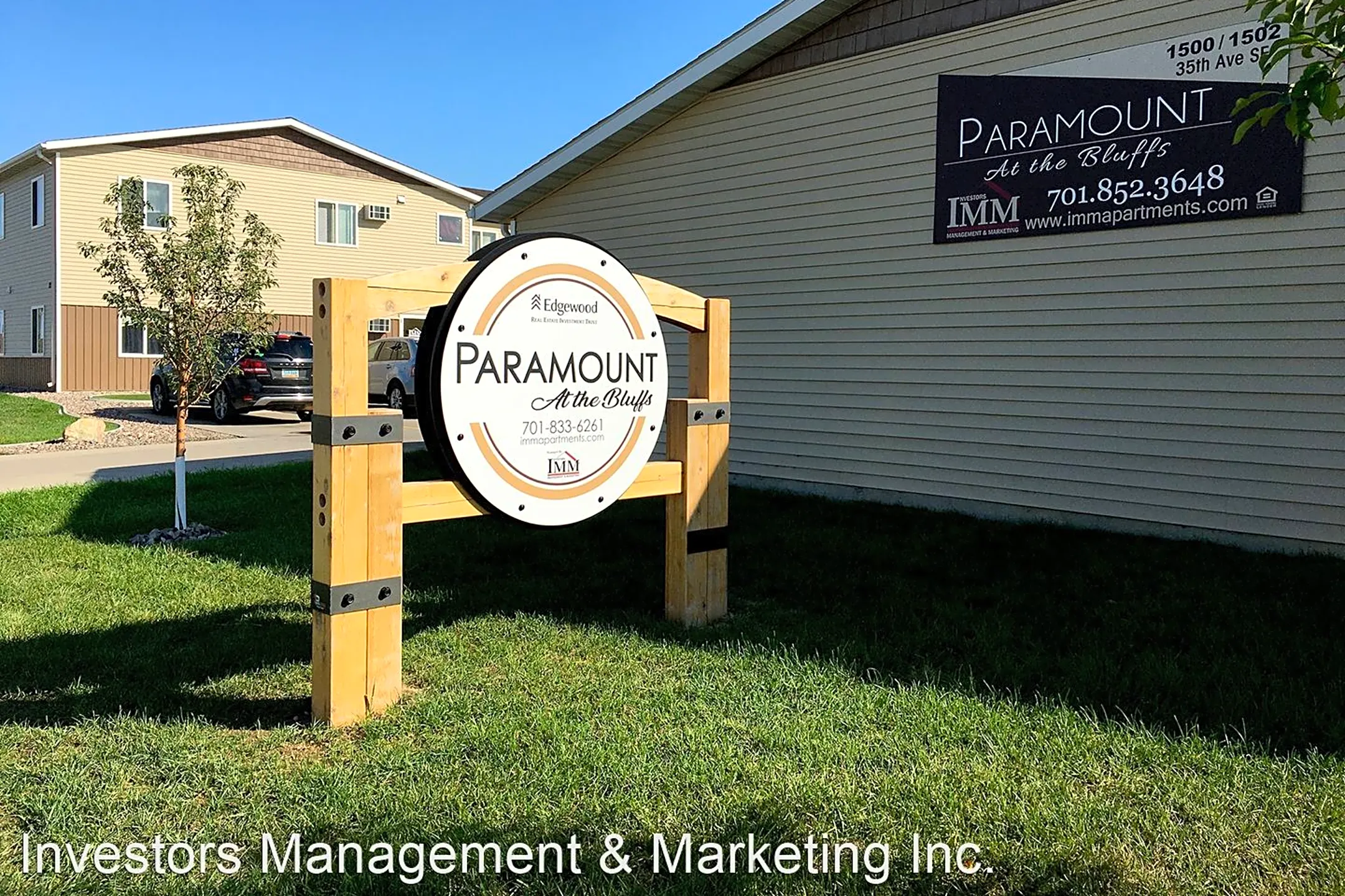 Community Signage - Paramount at the Bluffs - Minot, ND