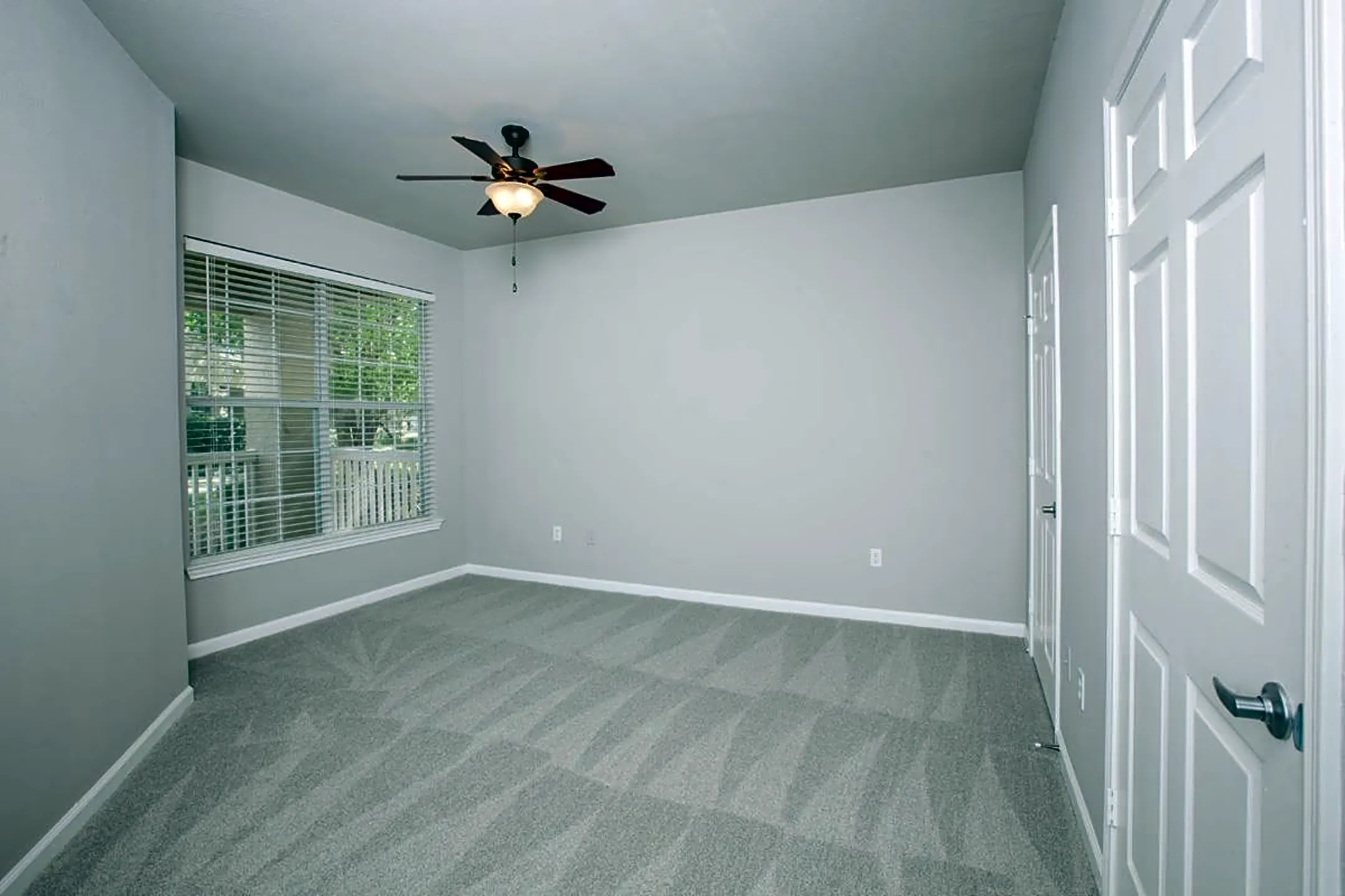 The View At Encino Commons 21303 Encino Commons San Antonio, TX