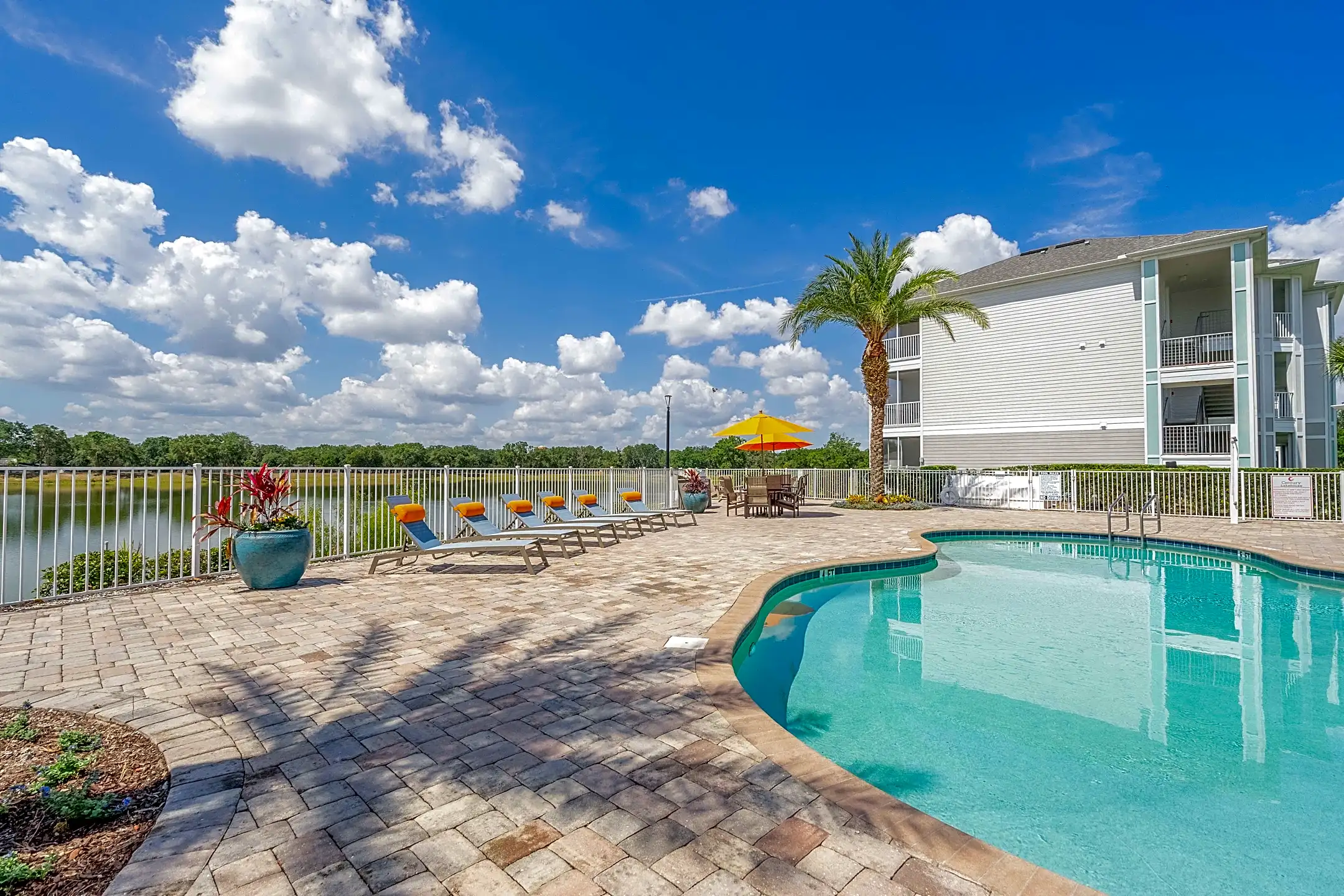 Lakehouse Luxury Apartments 3003 S Frontage Rd Plant City, FL