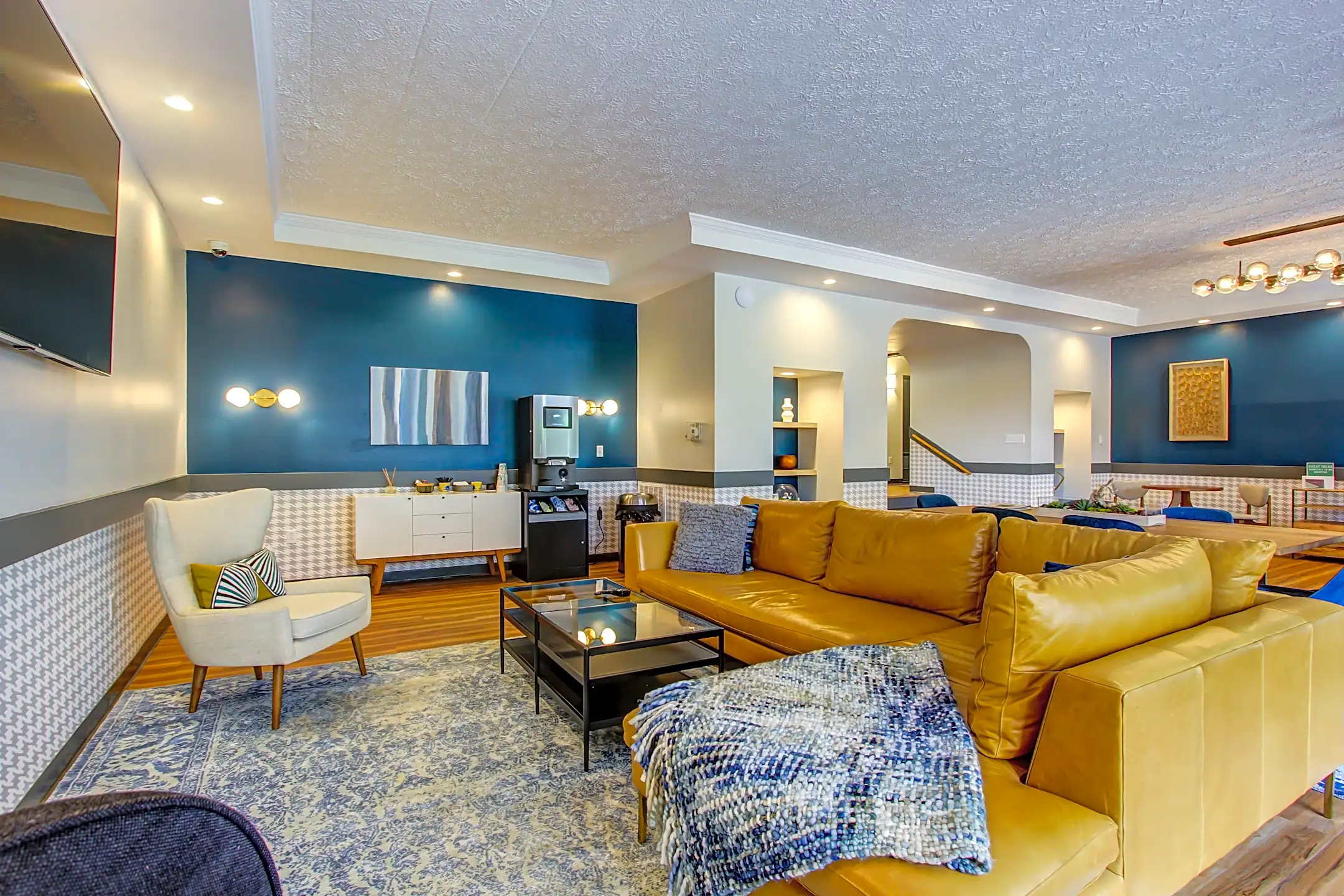 Walnut Crossings Apartments Monroeville, PA 15146