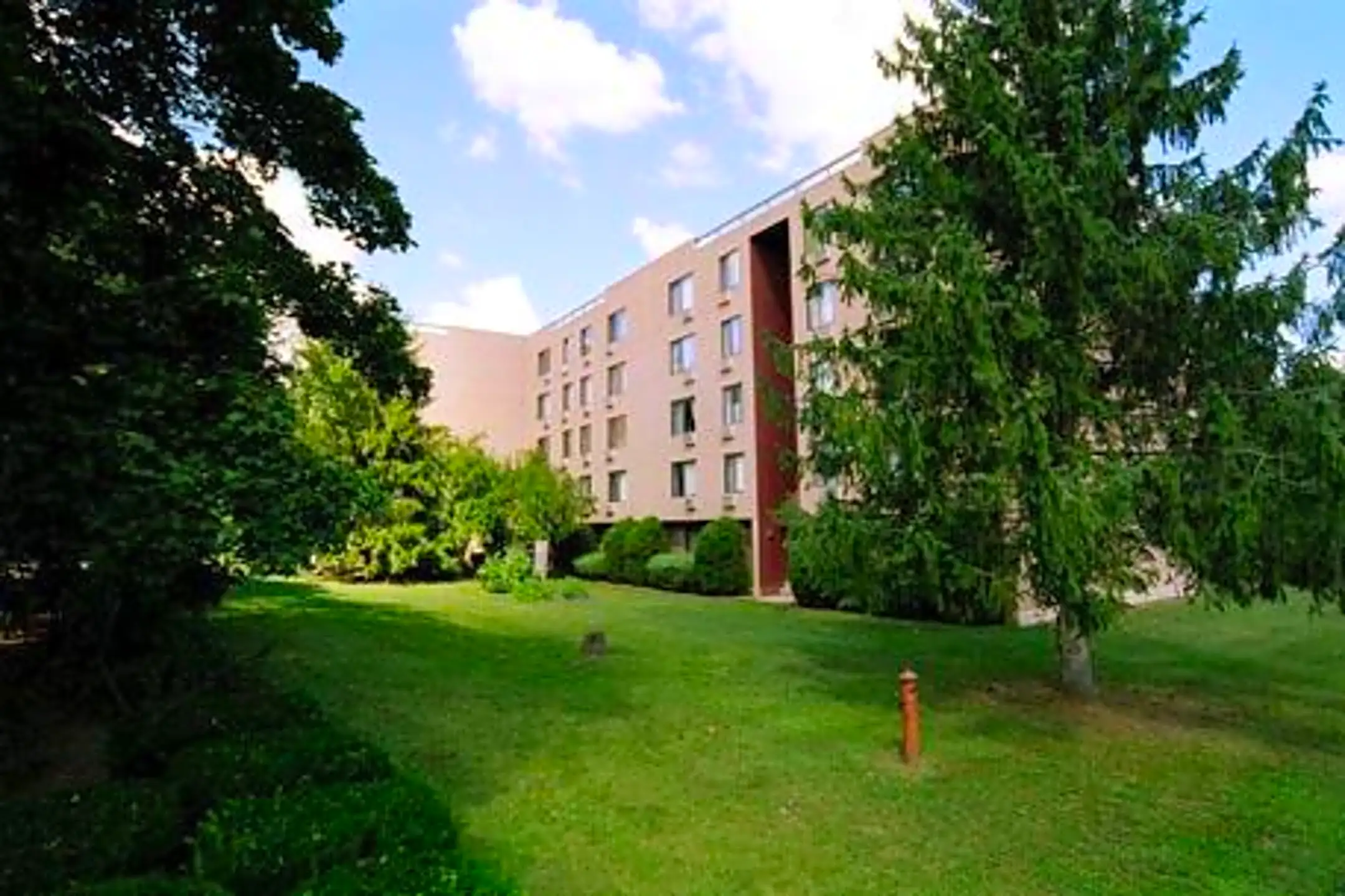 Towpath Manor Apartments 200 Canal St Palmyra, NY Apartments for