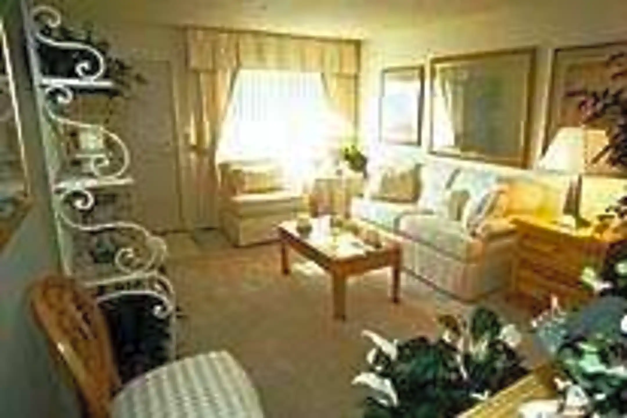 Regency Place Apartments Las Vegas