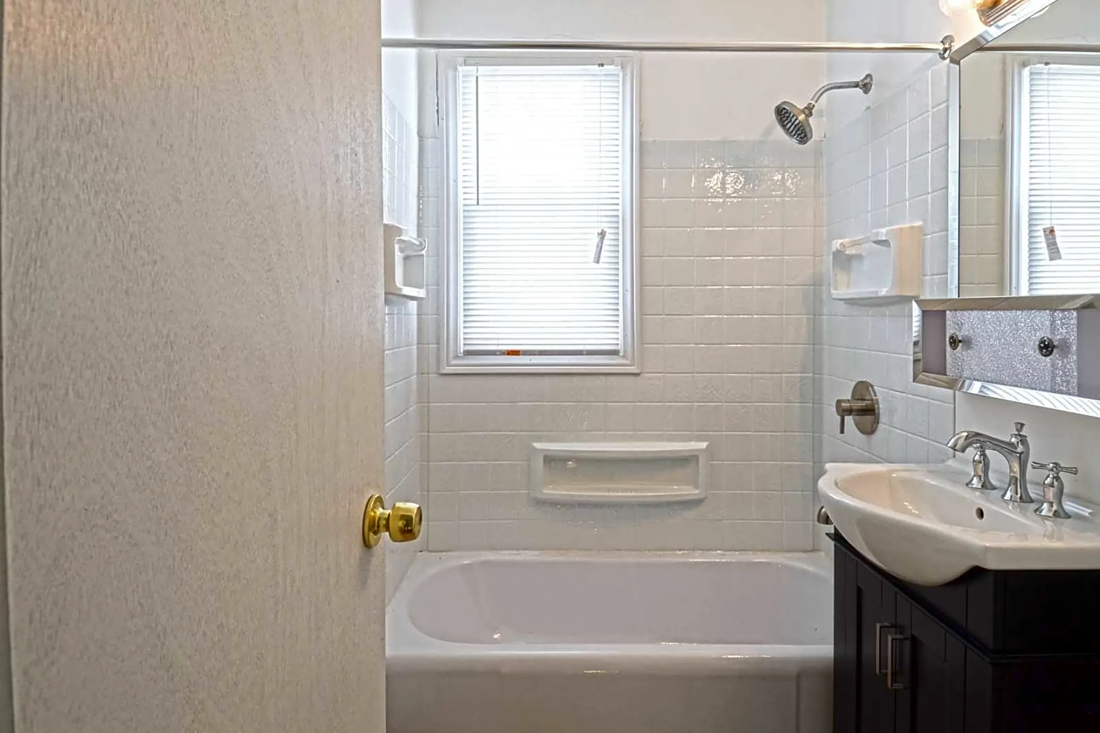 Bathroom - Groton Townhouses - Groton, CT