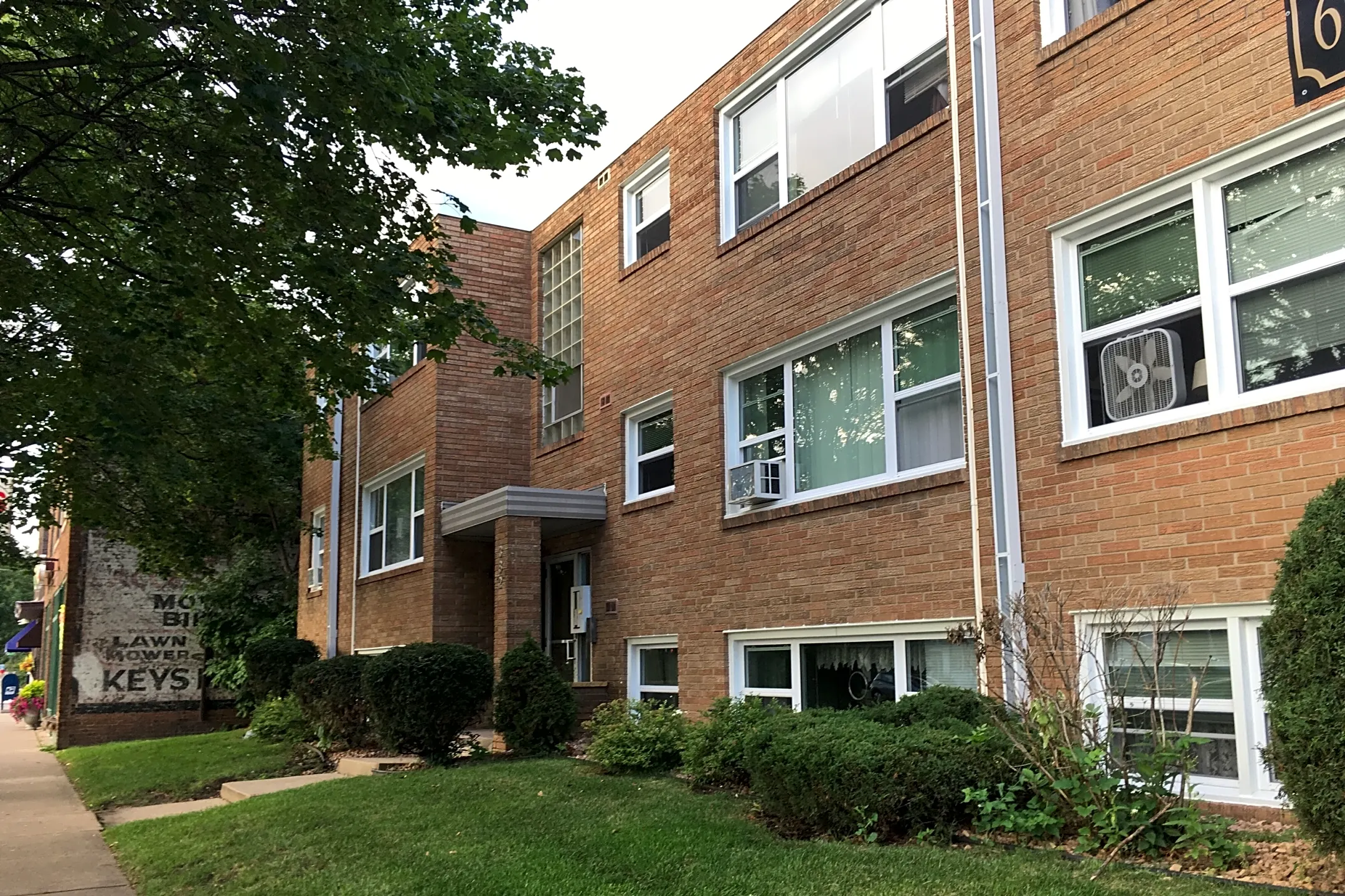 Macalester Grovelandhighland Park - 382 Snelling Ave S | Saint Paul, MN ...