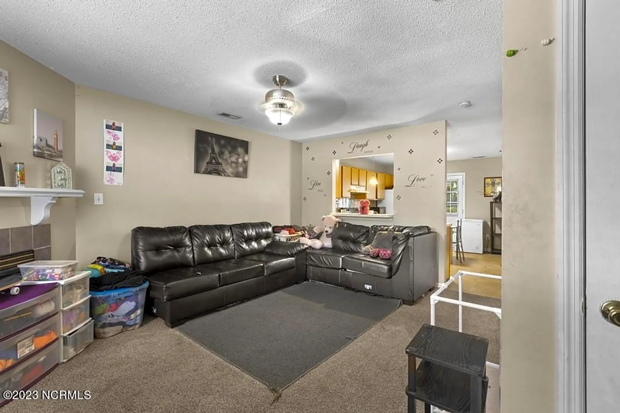 Living Room - 2181 Brandymill Ln - Jacksonville, NC