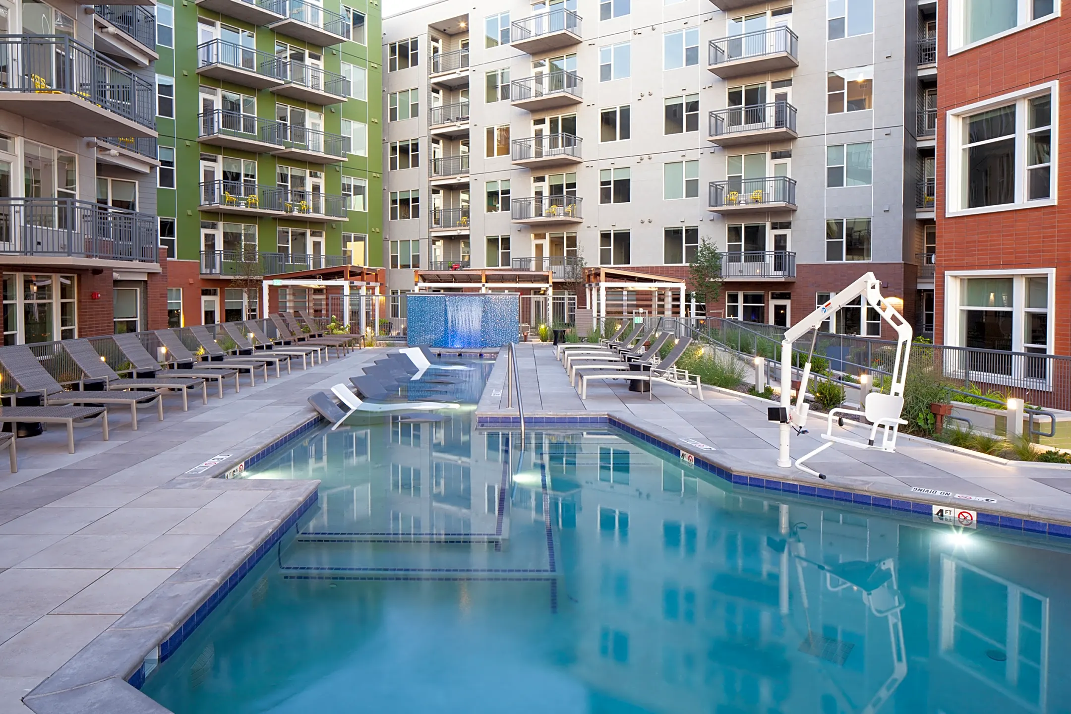 AMLI Riverfront Green - 1750 Little Raven St | Denver, CO Apartments ...