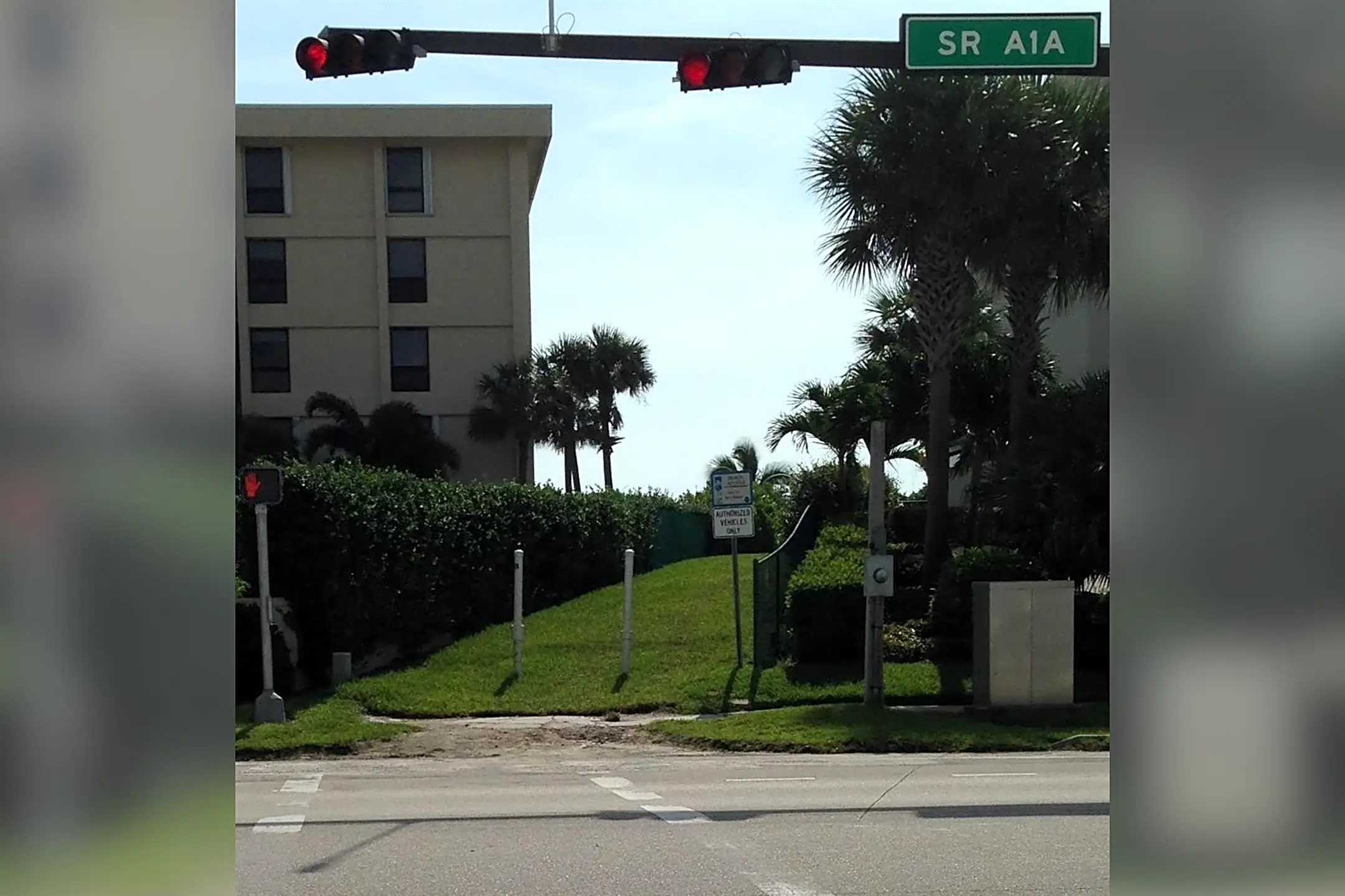 Community Signage - 705 Bahia Mar Rd - Vero Beach, FL