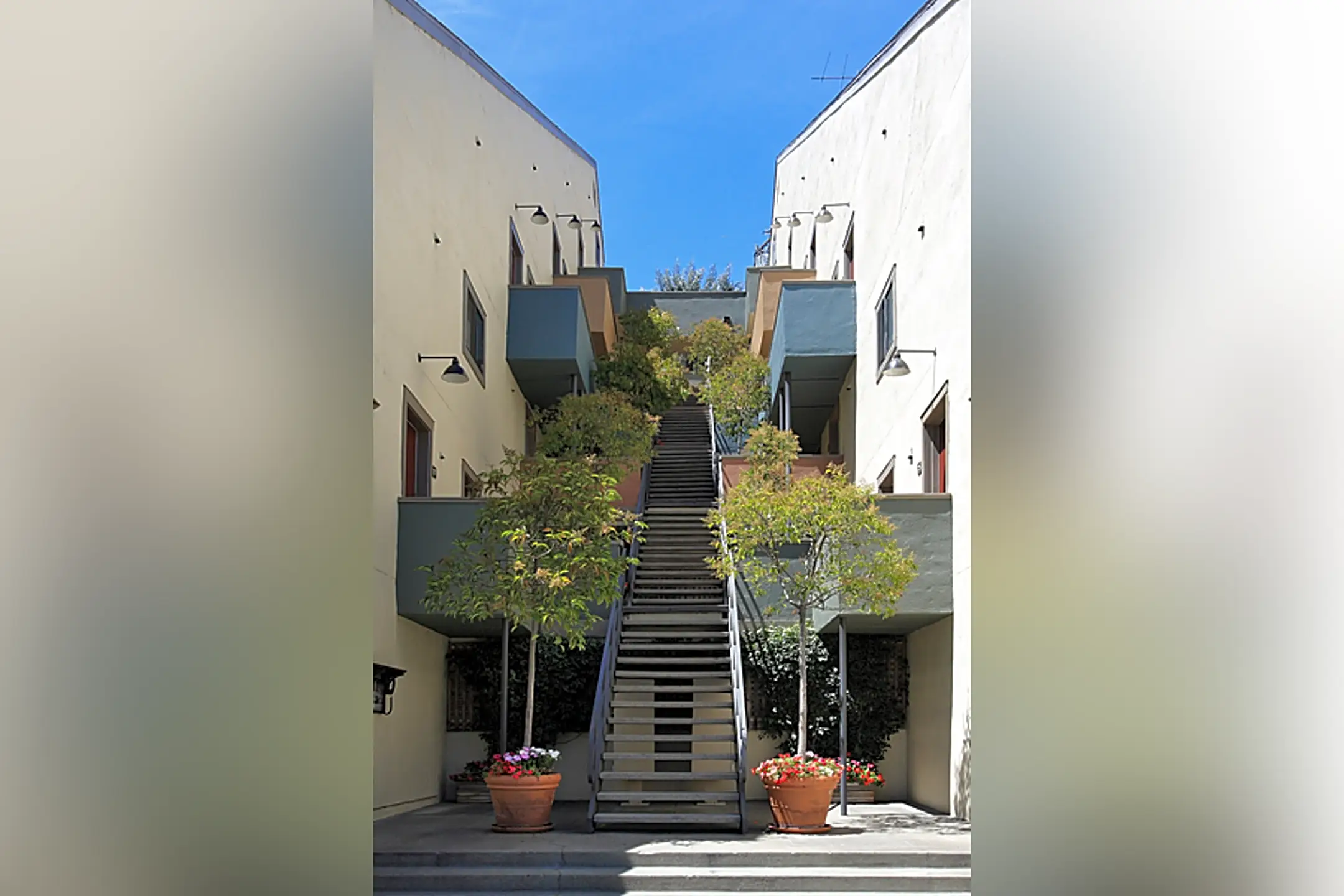 Woodmont Apartments Belmont, CA 94002