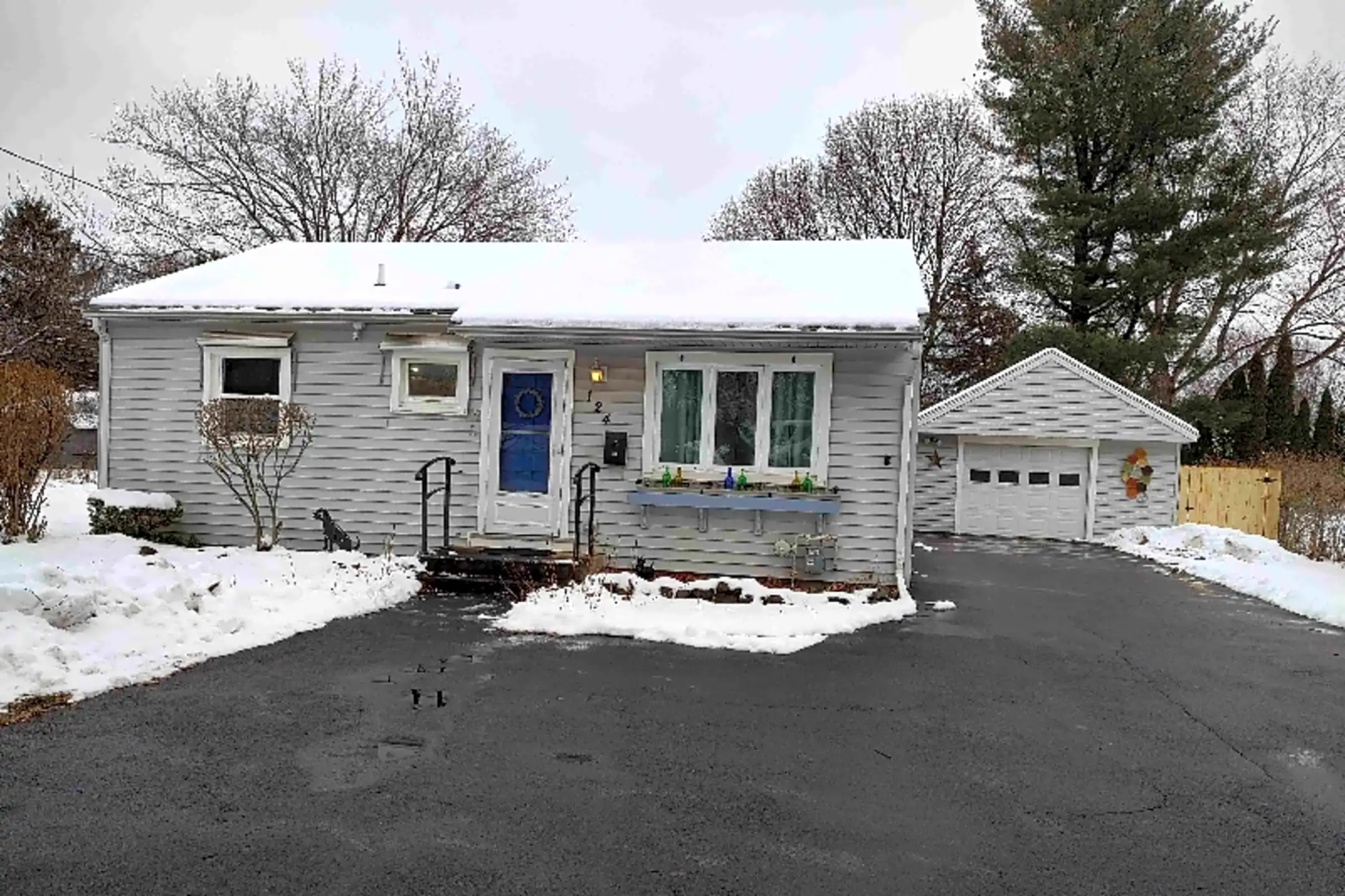 124 Iroquois St ster, NY Houses for Rent Rent.