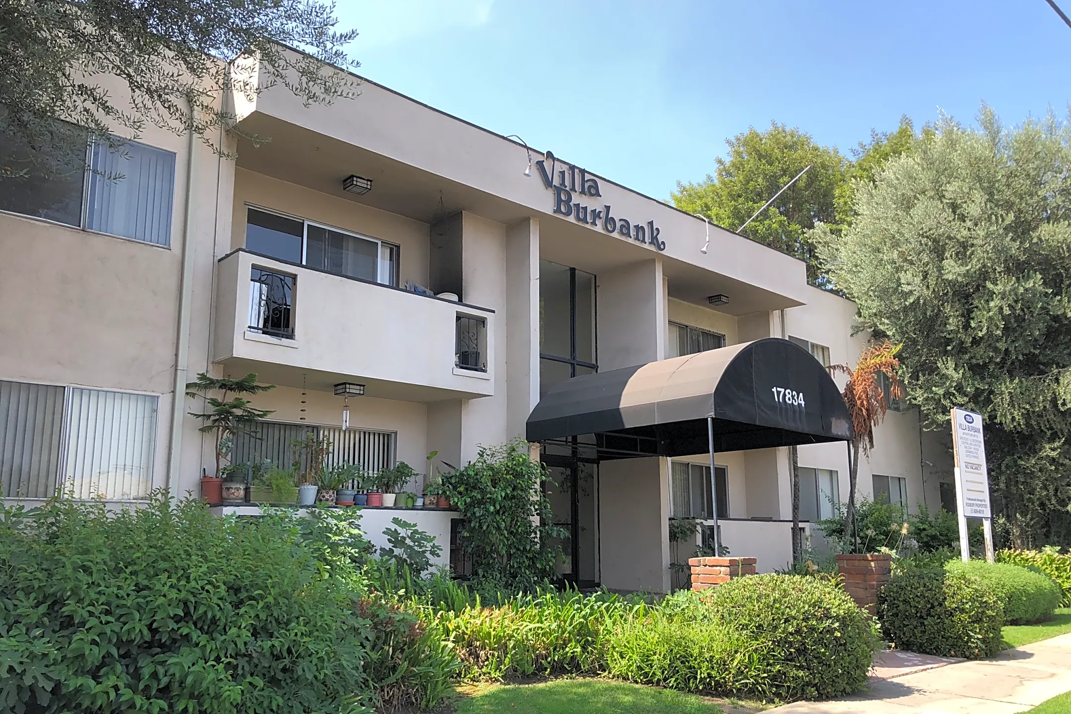 Villa Burbank Apartments - Encino, CA 91316