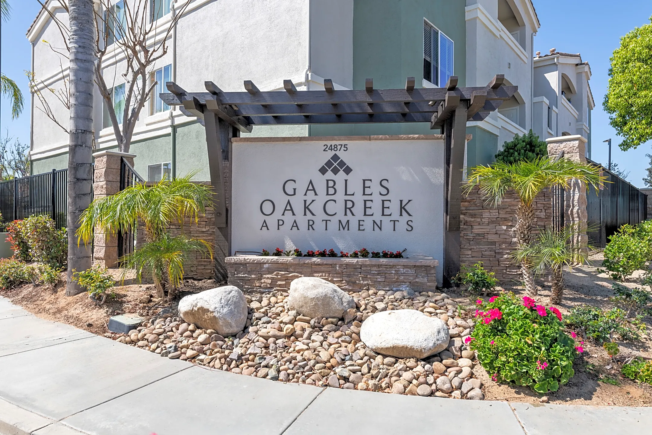 Gables Oak Creek Apartments