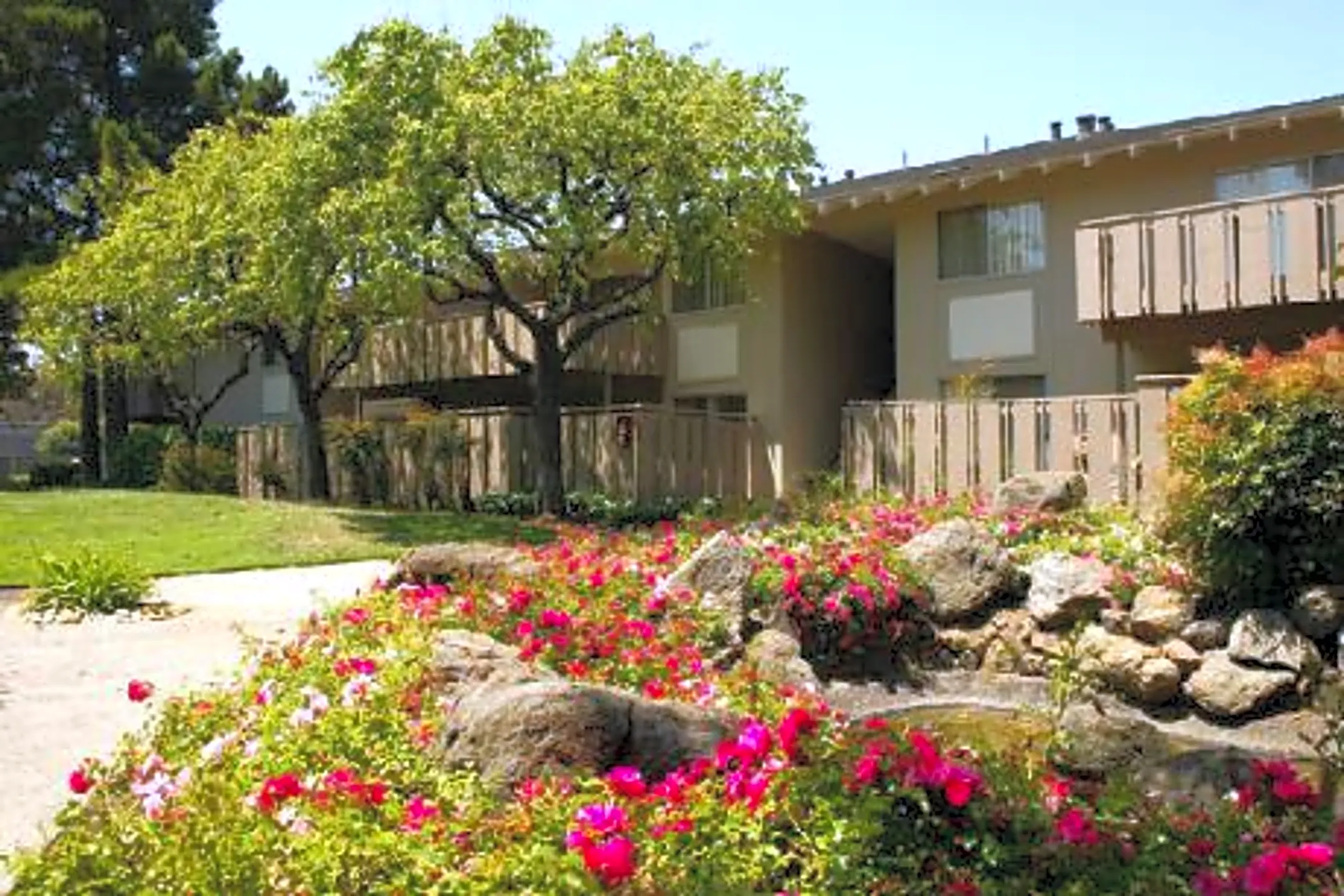 Greendale Apartments 1200 Dale Ave Mountain View, CA Apartments for