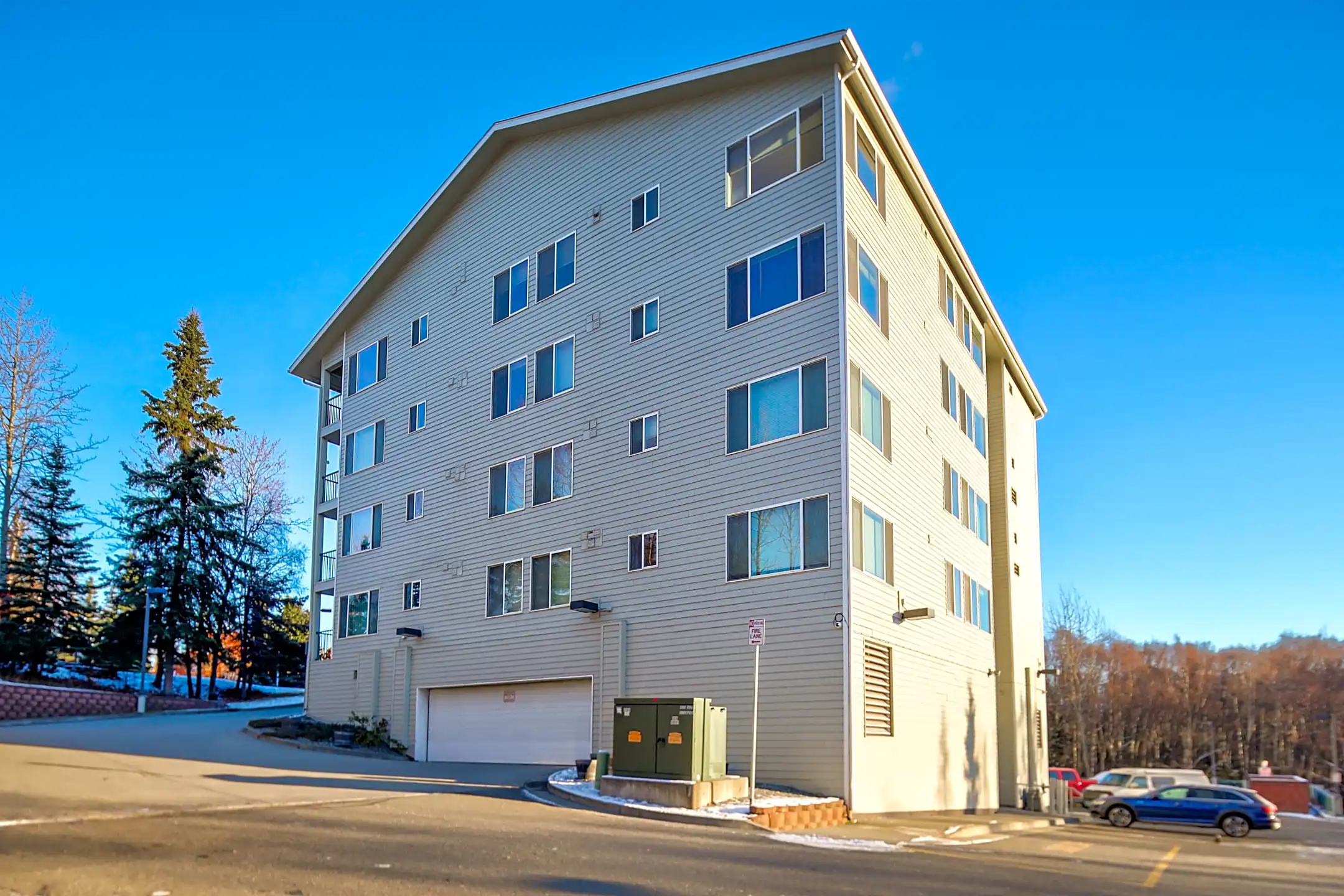Creekside Manor 7545 Foxridge Way Anchorage, AK Apartments for Rent Rent.