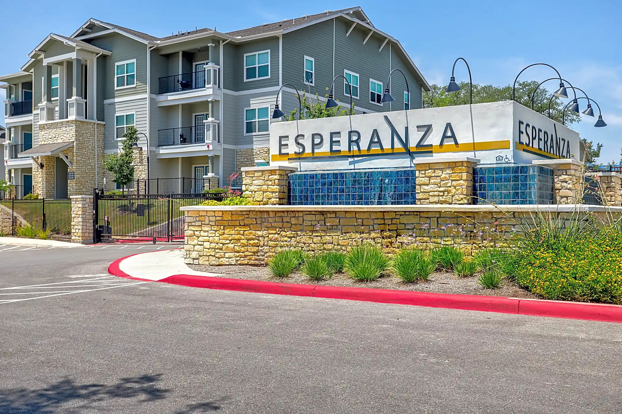 Esperanza 14006 Potranco Road San Antonio, TX Apartments for Rent