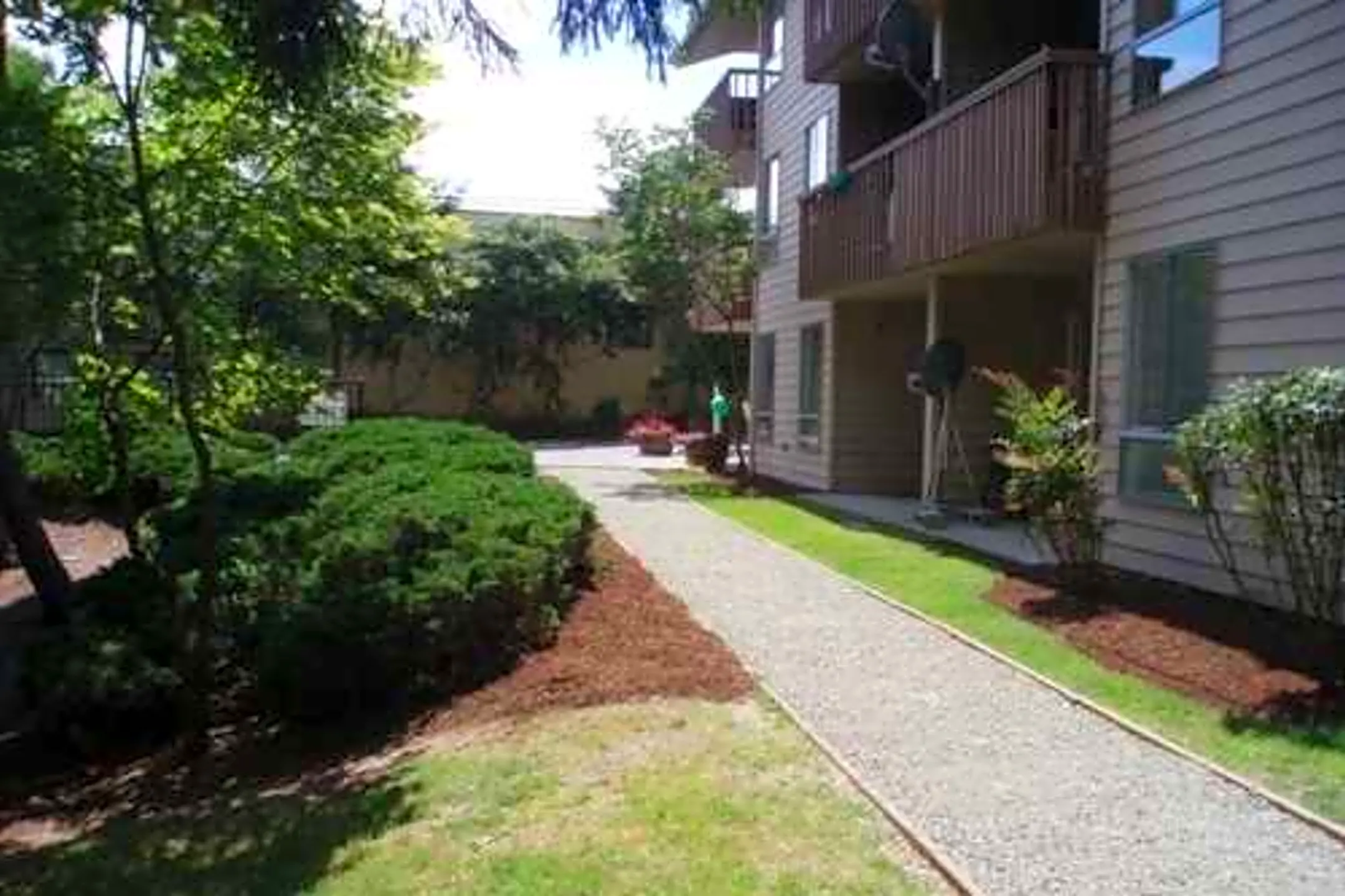 View At The Lake Apartments Federal Way