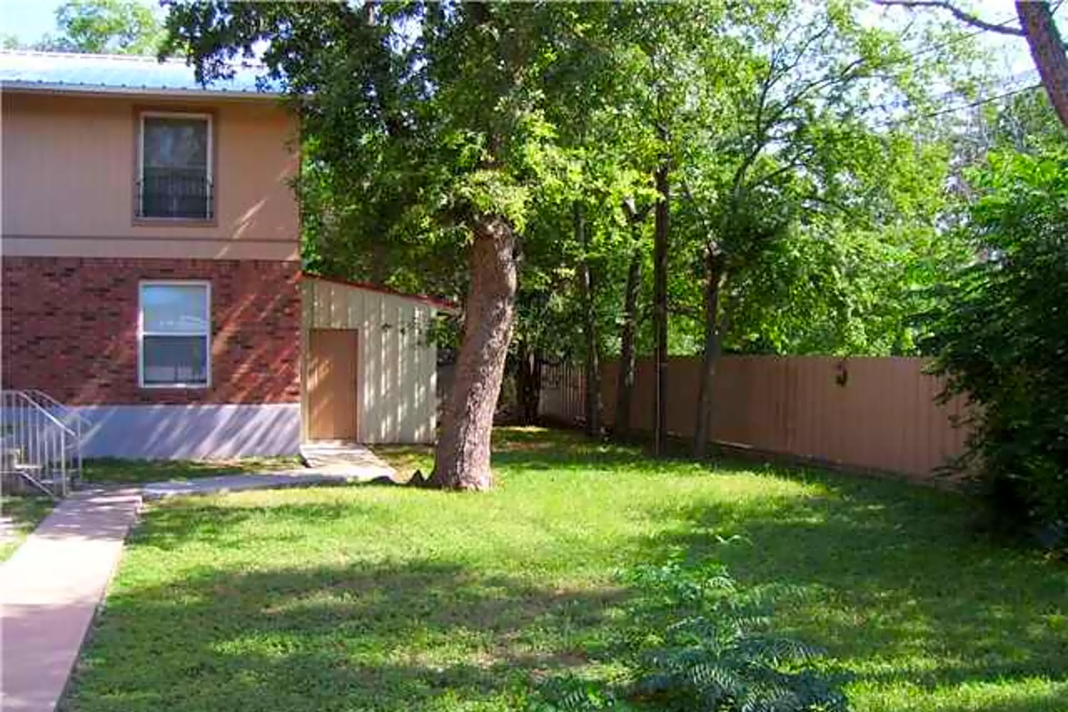 210 N Vandeveer St 210 N Vandeveer St unit 8 UNIT8 TX
