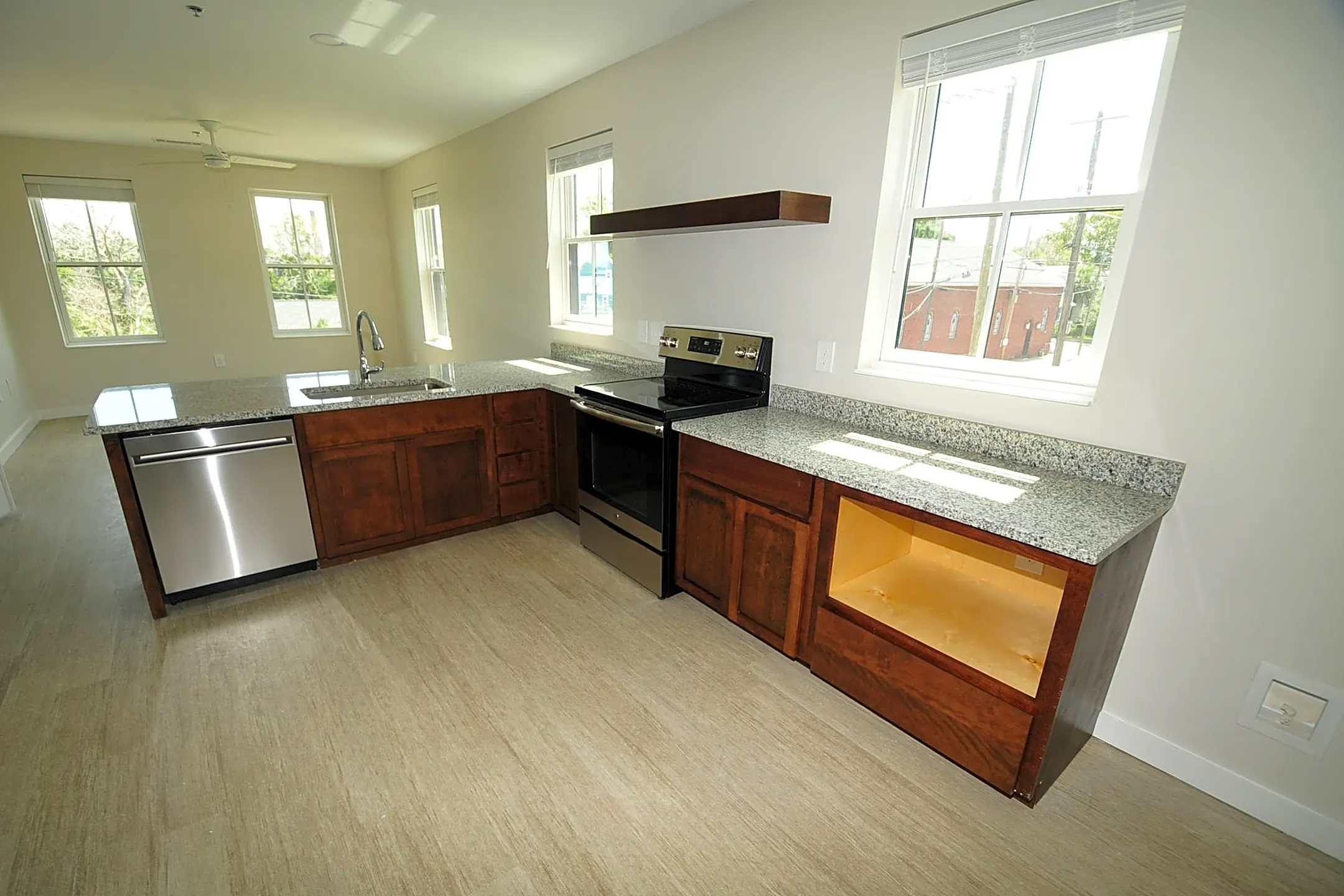 Grace Homes 114 Cooper Street Charleston, SC Apartments for Rent