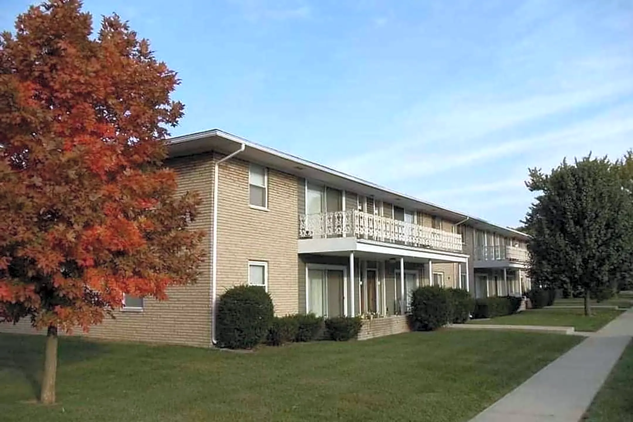 1002 N Park Forest Dr 1002 N Park Forest Dr unit 1033C Marion, IN